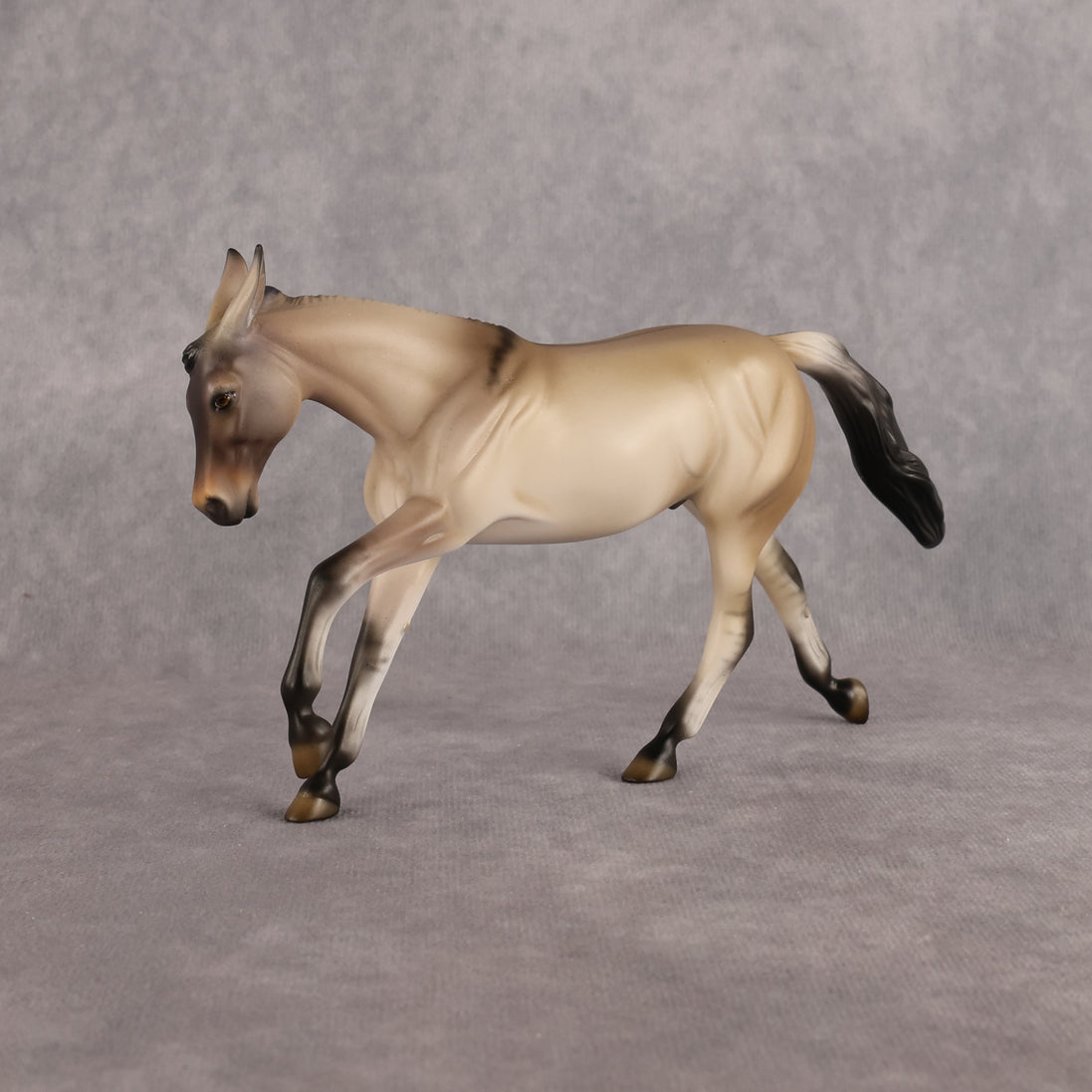 Spock LE-10 Pebble Stock Horse by Ellen Robbins LHS26