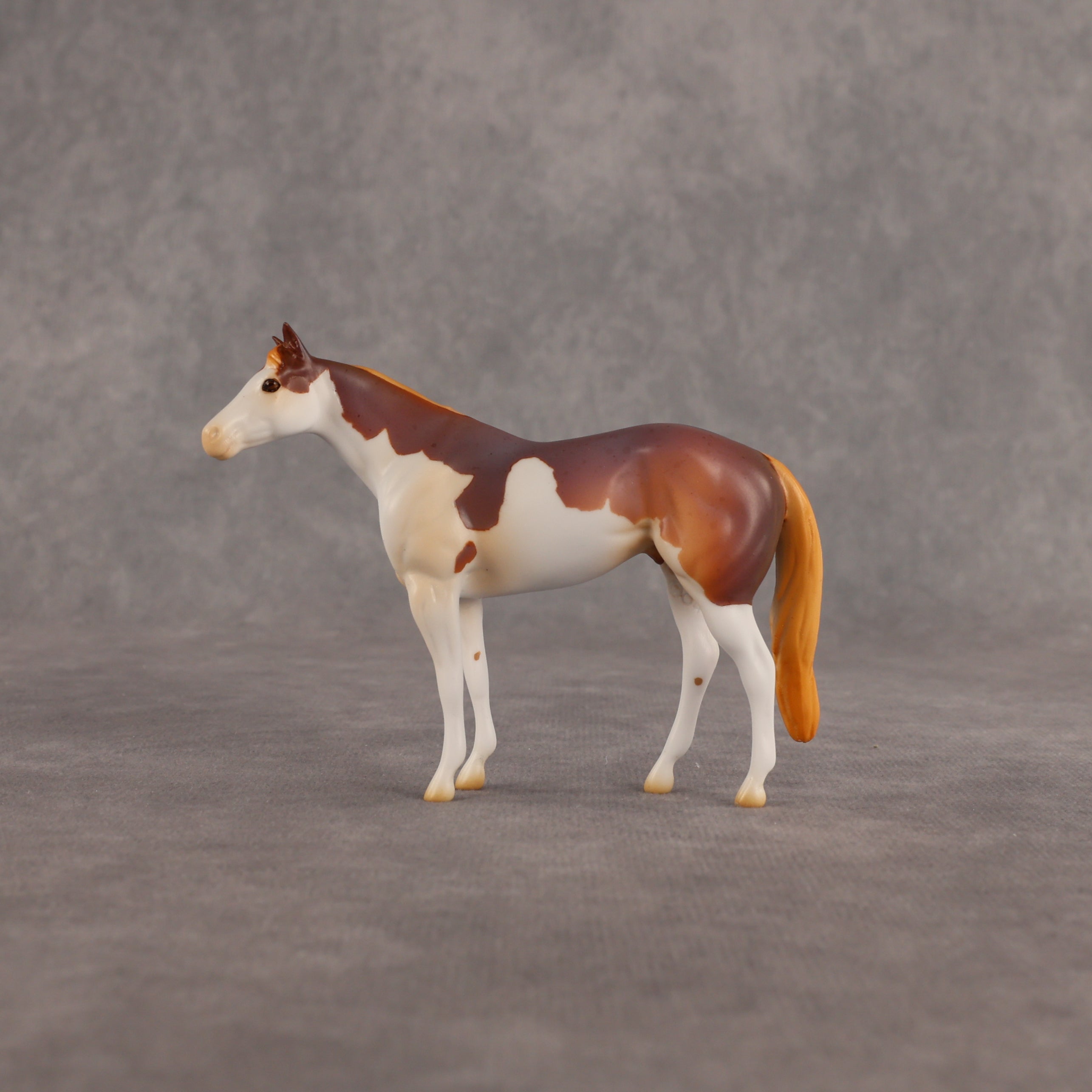 Starstrukk LE-5 Chip Stock Horse by Anna Rieck July $99 Chips