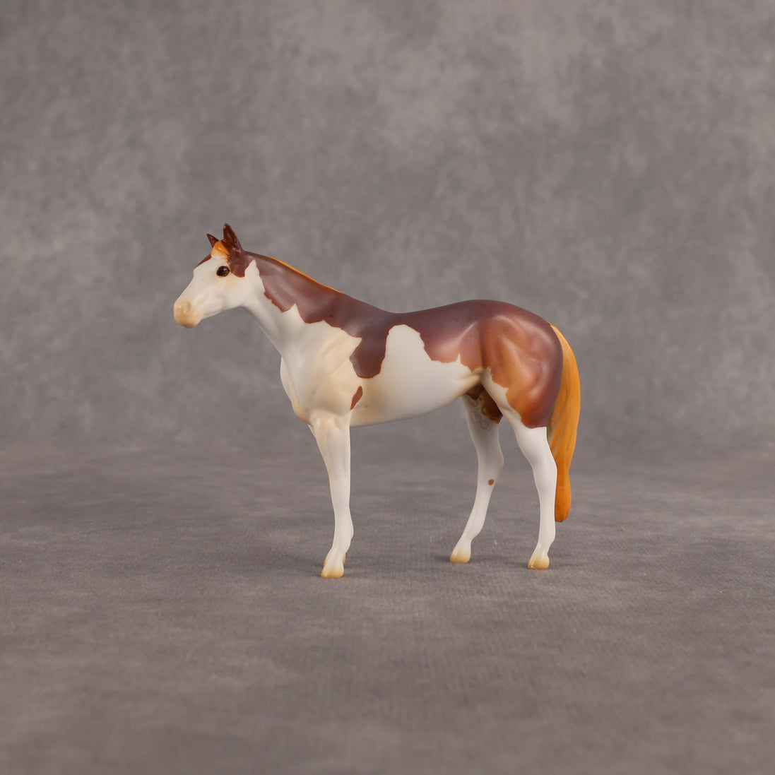 Starstrukk LE-5 Chip Stock Horse by Anna Rieck July $99 Chips