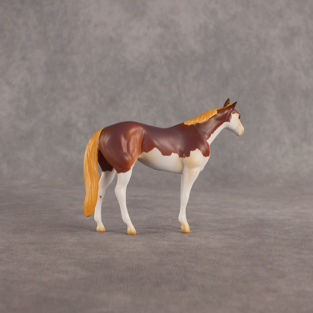 Starstrukk LE-5 Chip Stock Horse by Anna Rieck July $99 Chips