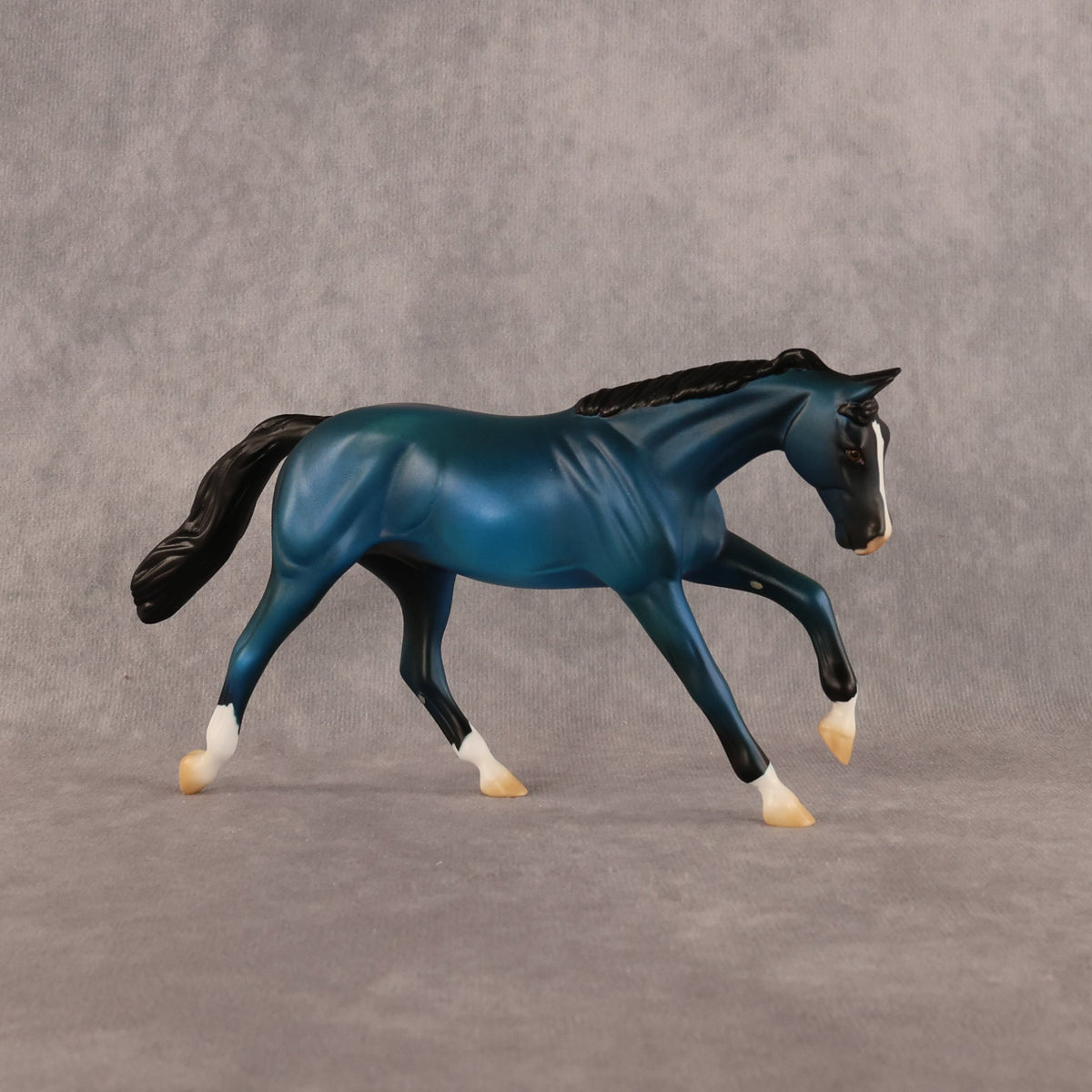 Still Night OOAK Pebble Stock Horse by Alex Fortman LHS26