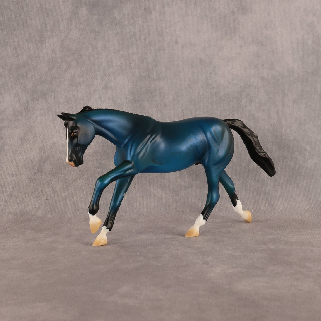 Still Night OOAK Pebble Stock Horse by Alex Fortman LHS26
