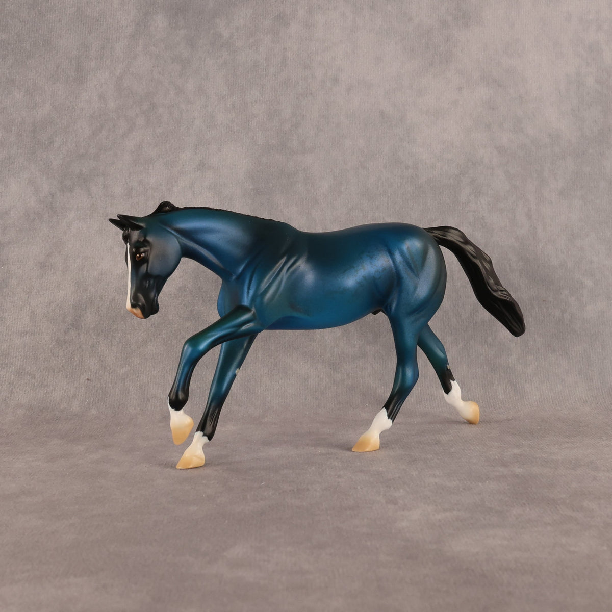 Still Night OOAK Pebble Stock Horse by Alex Fortman LHS26