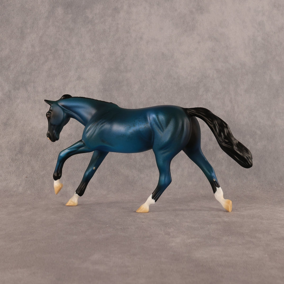 Still Night OOAK Pebble Stock Horse by Alex Fortman LHS26