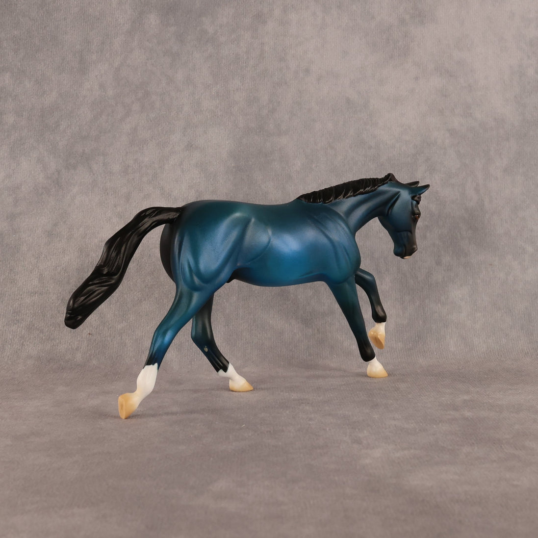 Still Night OOAK Pebble Stock Horse by Alex Fortman LHS26