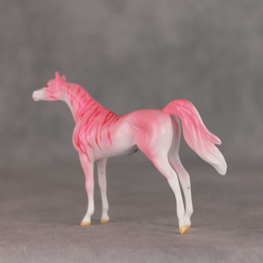 Strawberry Ripple OOAK Chip Arabian by Jess Hamill VV26