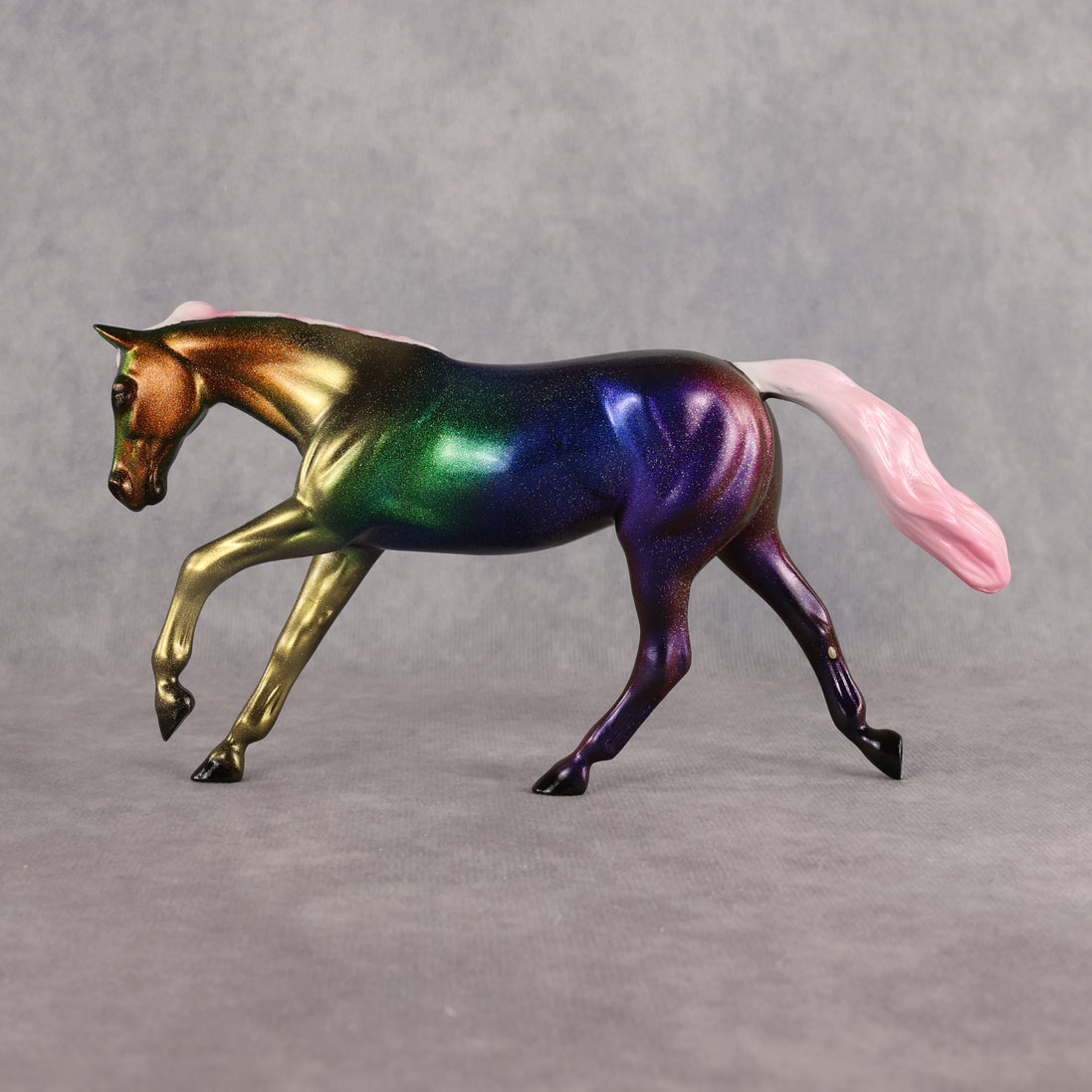 TEST Swatchley Pebble Stock Horse by Erin Corbett SS0926