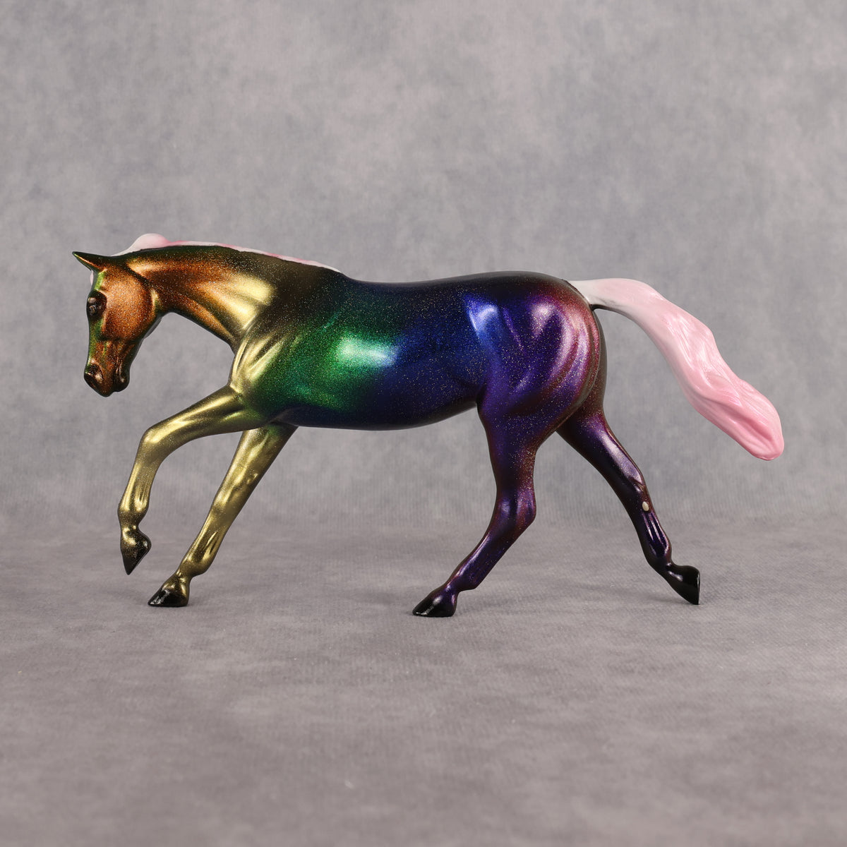 TEST Swatchley Pebble Stock Horse by Erin Corbett SS0926