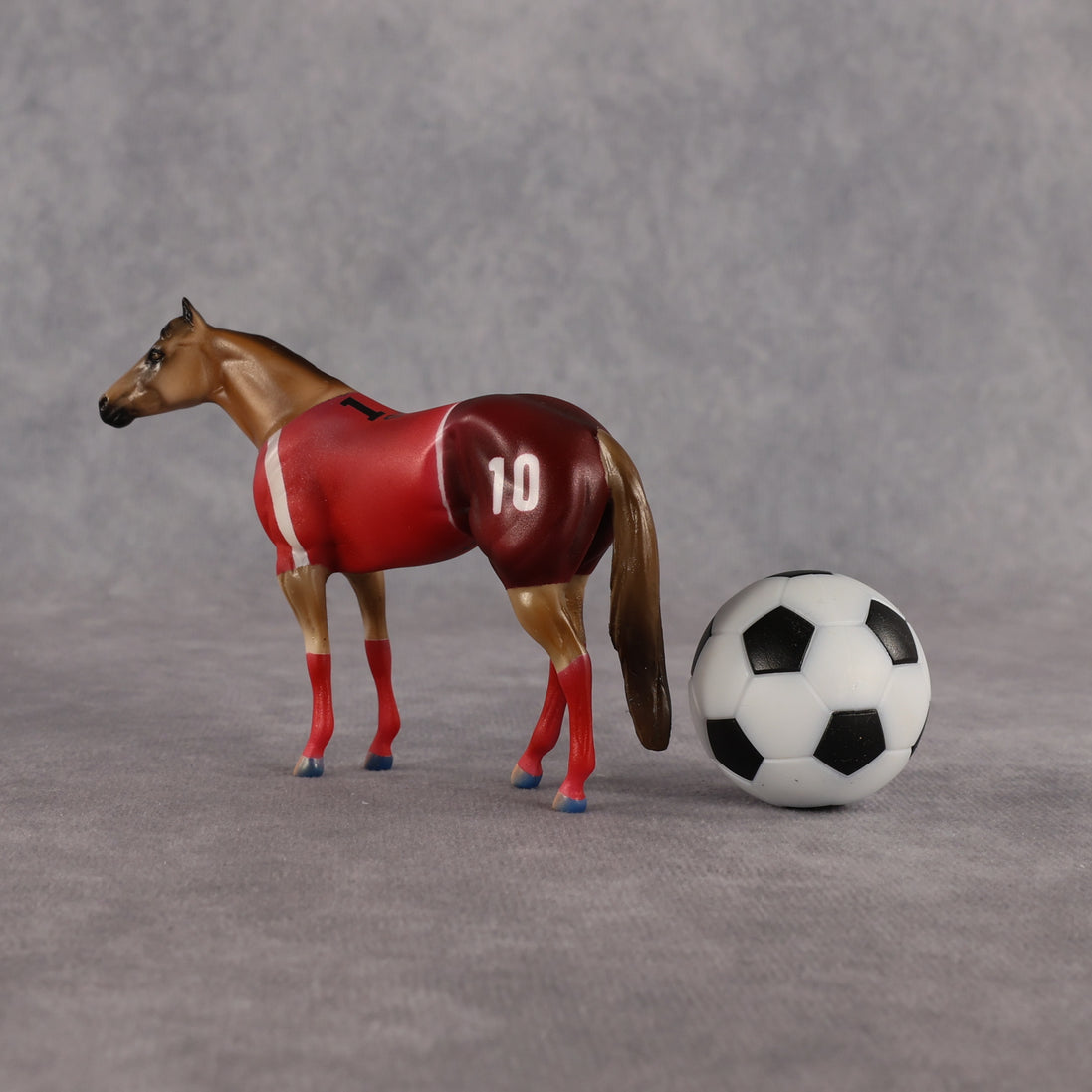 Switzerland OOAK Chip Stock Horse by Enrique Duarte SCD26