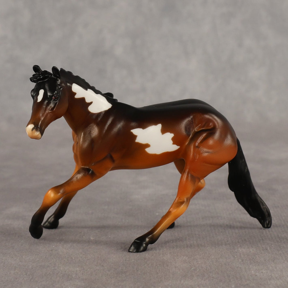 Thank the Academy OOAK Chip Cutting Horse by Alex Fortman EQ26