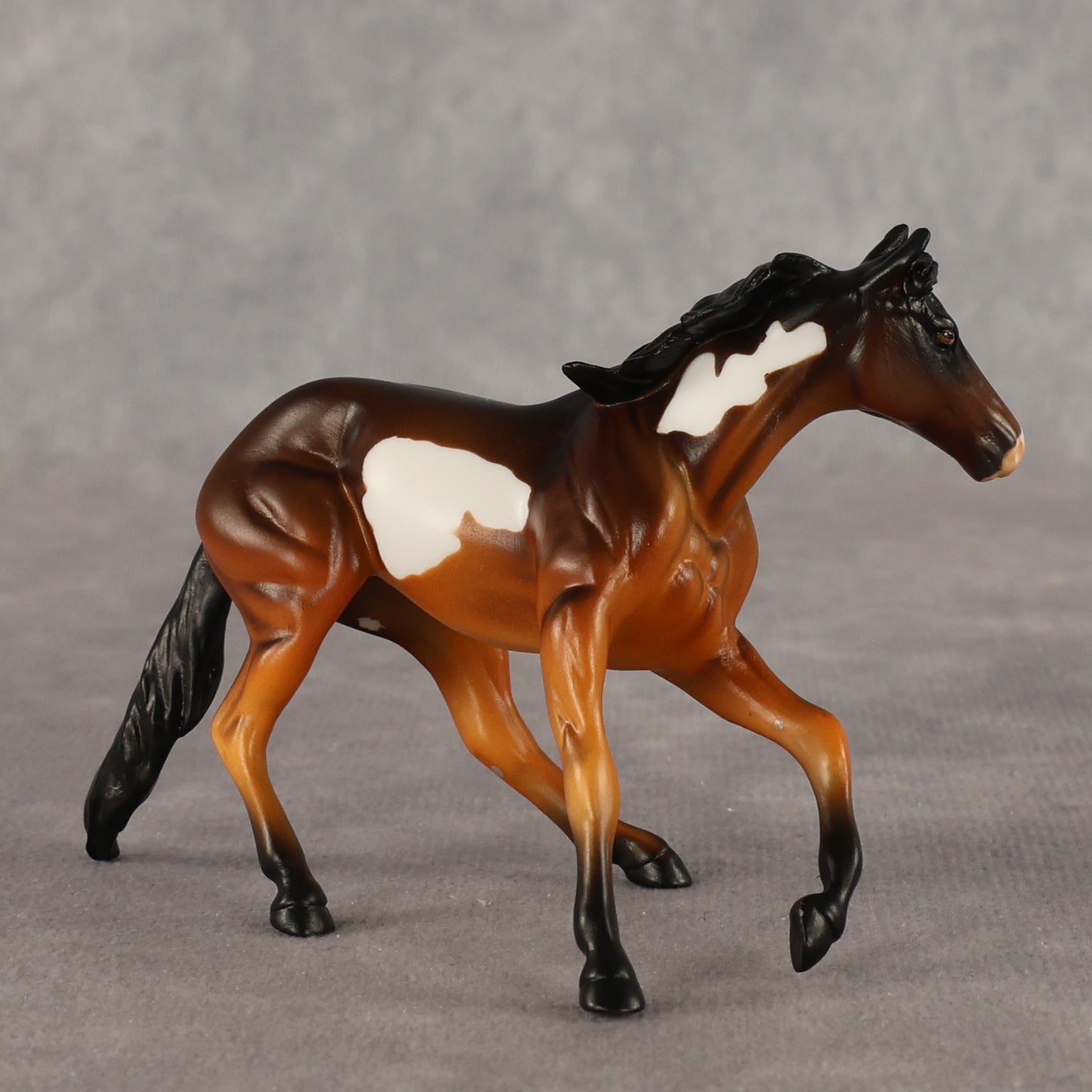 Thank the Academy OOAK Chip Cutting Horse by Alex Fortman EQ26