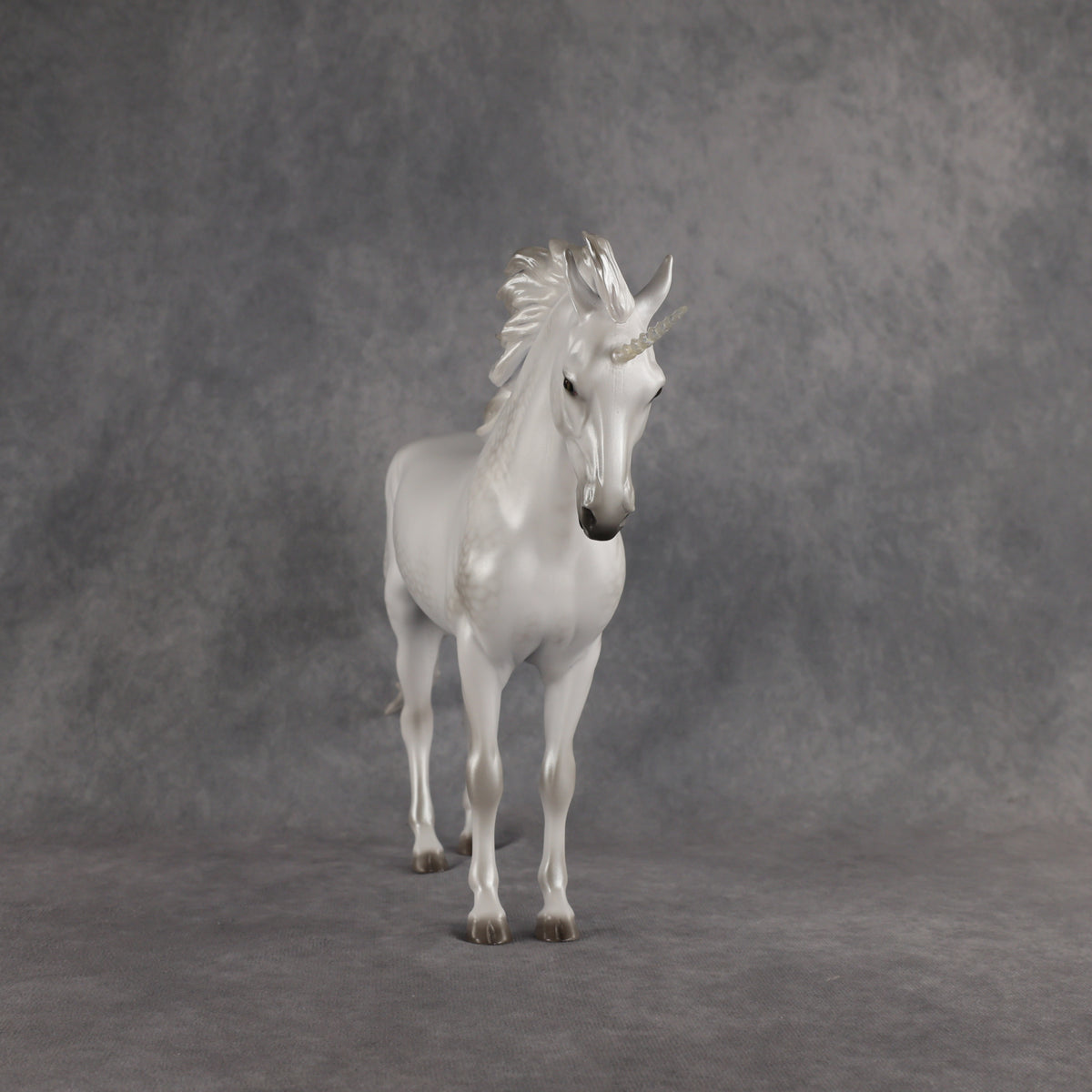 The Unicorn LE-10 FCM Andalusian by Ellen Robbins & Carissa Mathews EQ26