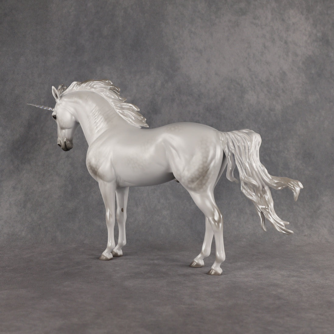 The Unicorn LE-10 FCM Andalusian by Ellen Robbins & Carissa Mathews EQ26