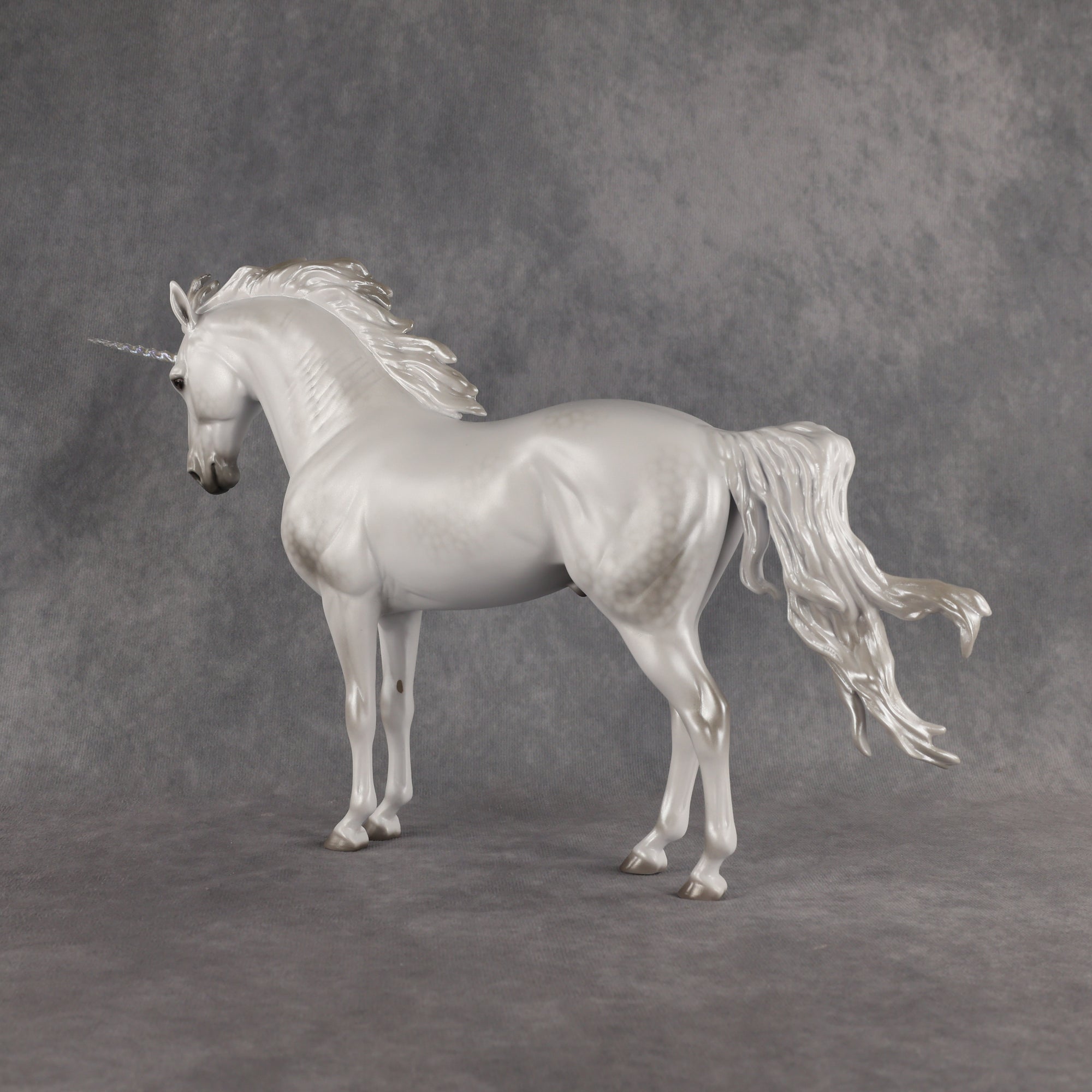 The Unicorn LE-10 FCM Andalusian by Ellen Robbins &amp; Carissa Mathews EQ26