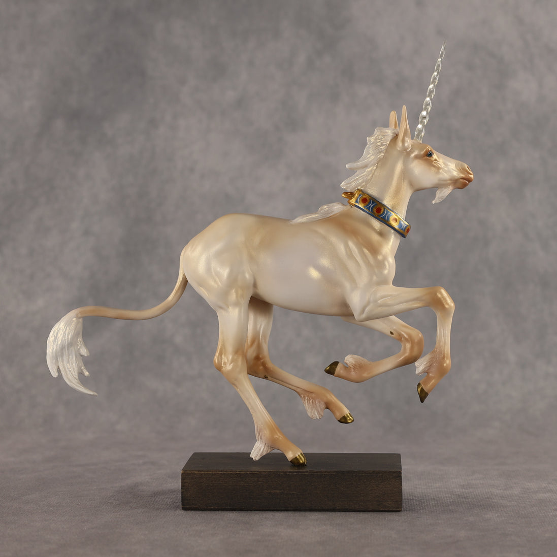 The Unicorn Escapes OOAK EFCM Pimento by Kristen Cermele GS26