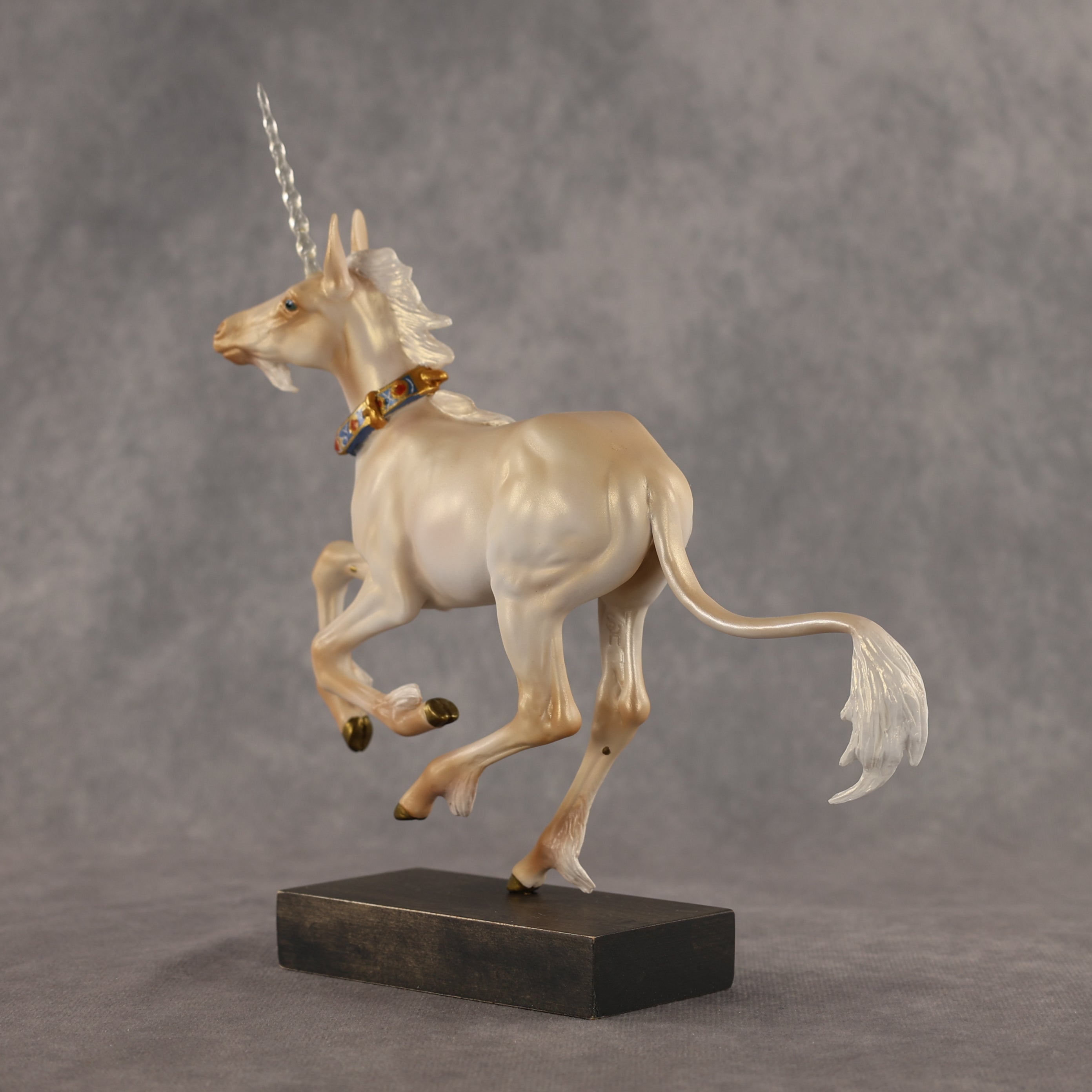 The Unicorn Escapes OOAK EFCM Pimento by Kristen Cermele GS26
