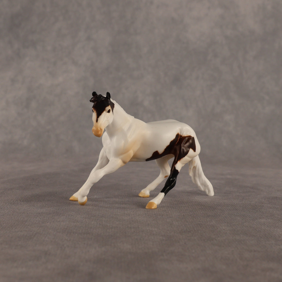 Thing 1 OOAK Chip Cutting Horse by Anna Rieck EQ26