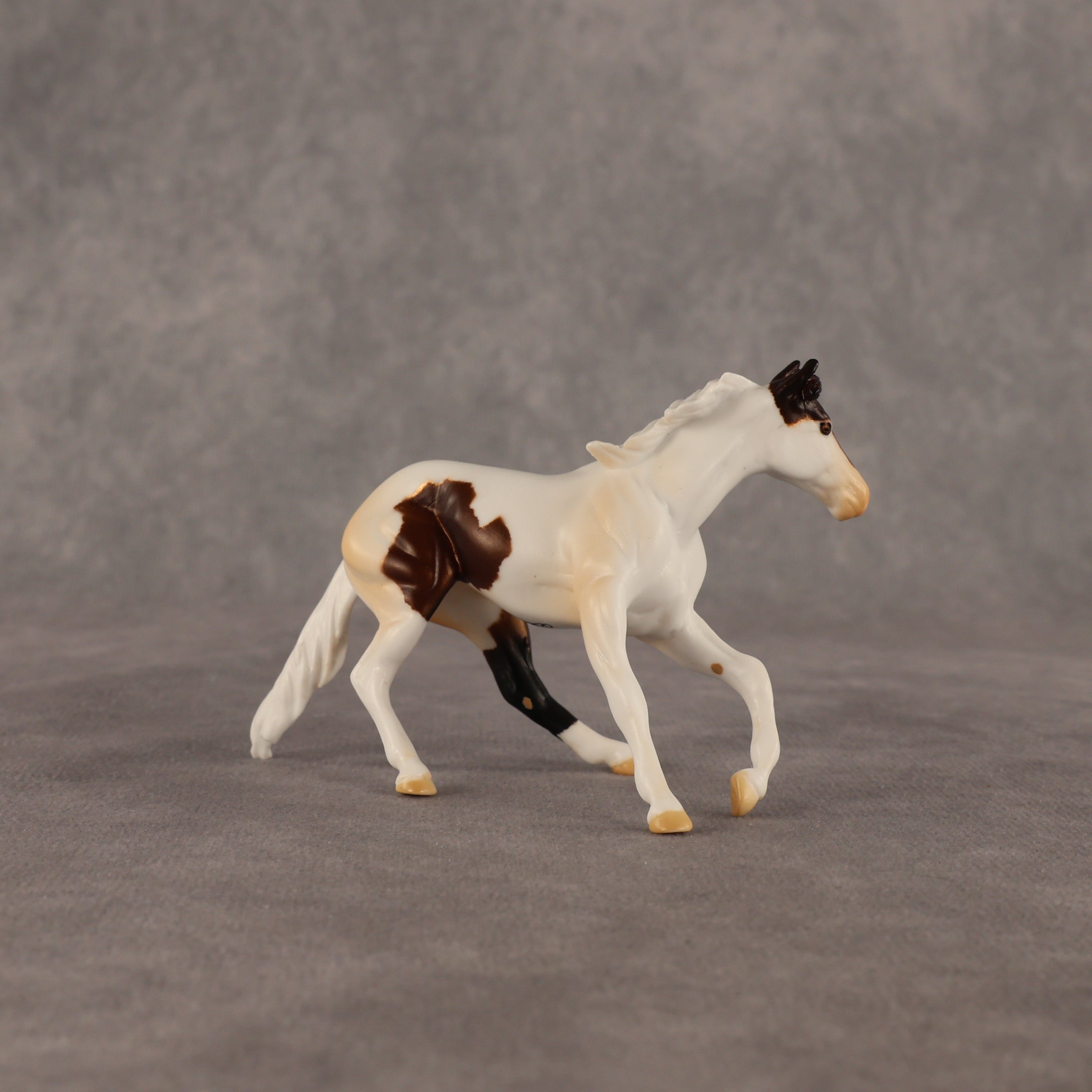 Thing 1 OOAK Chip Cutting Horse by Anna Rieck EQ26