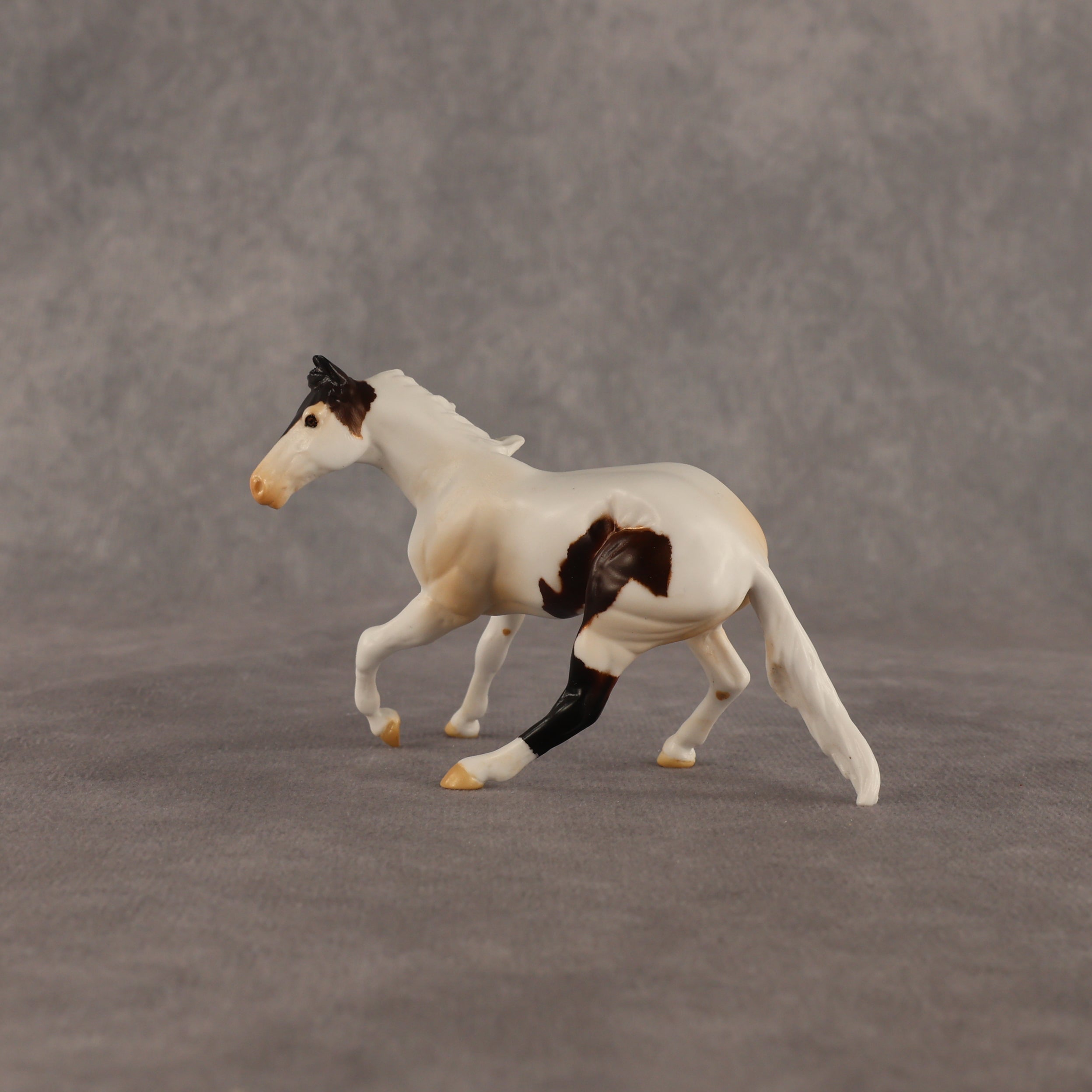 Thing 1 OOAK Chip Cutting Horse by Anna Rieck EQ26