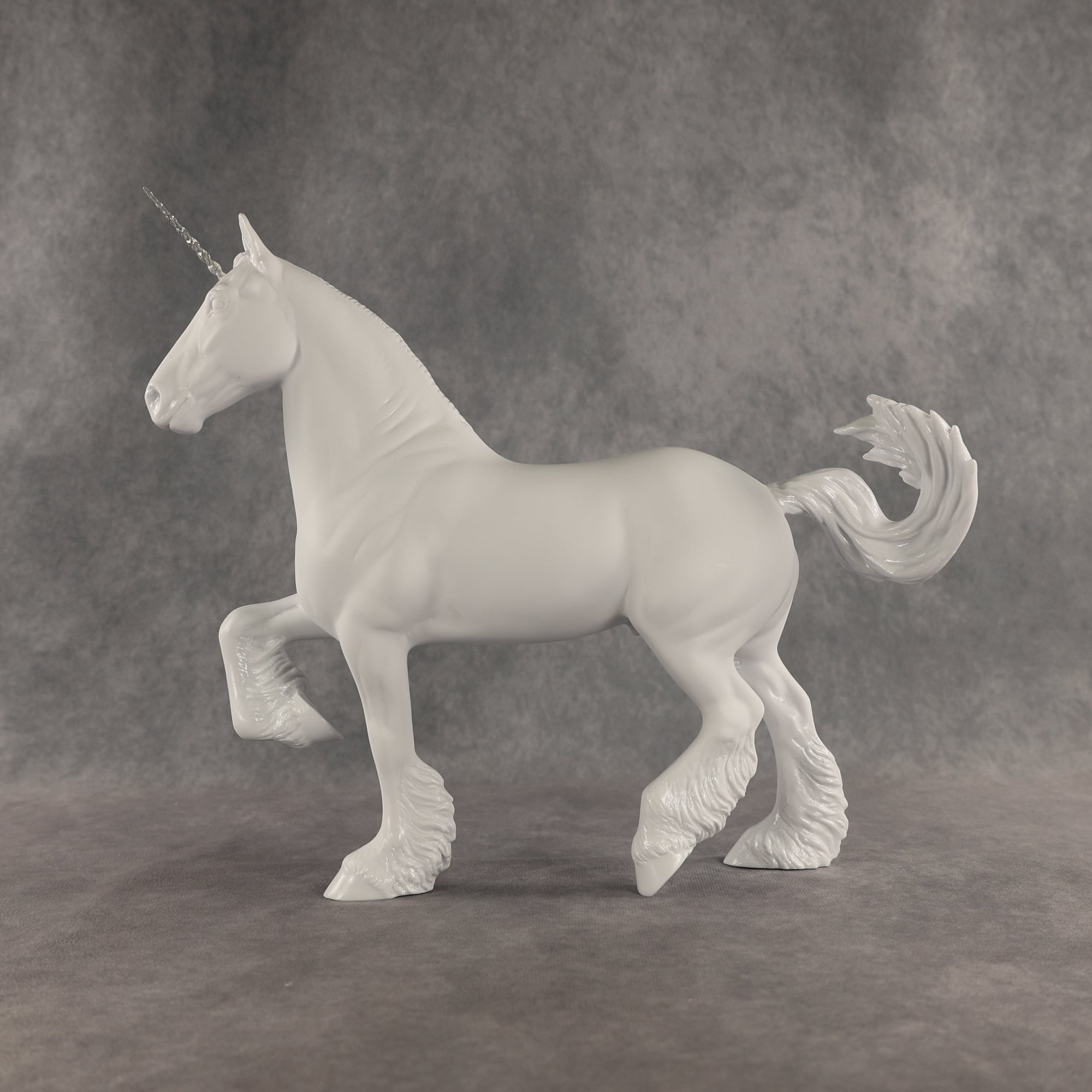 April Special Design-A-Horse FCM Trotting Drafter SDAH26
