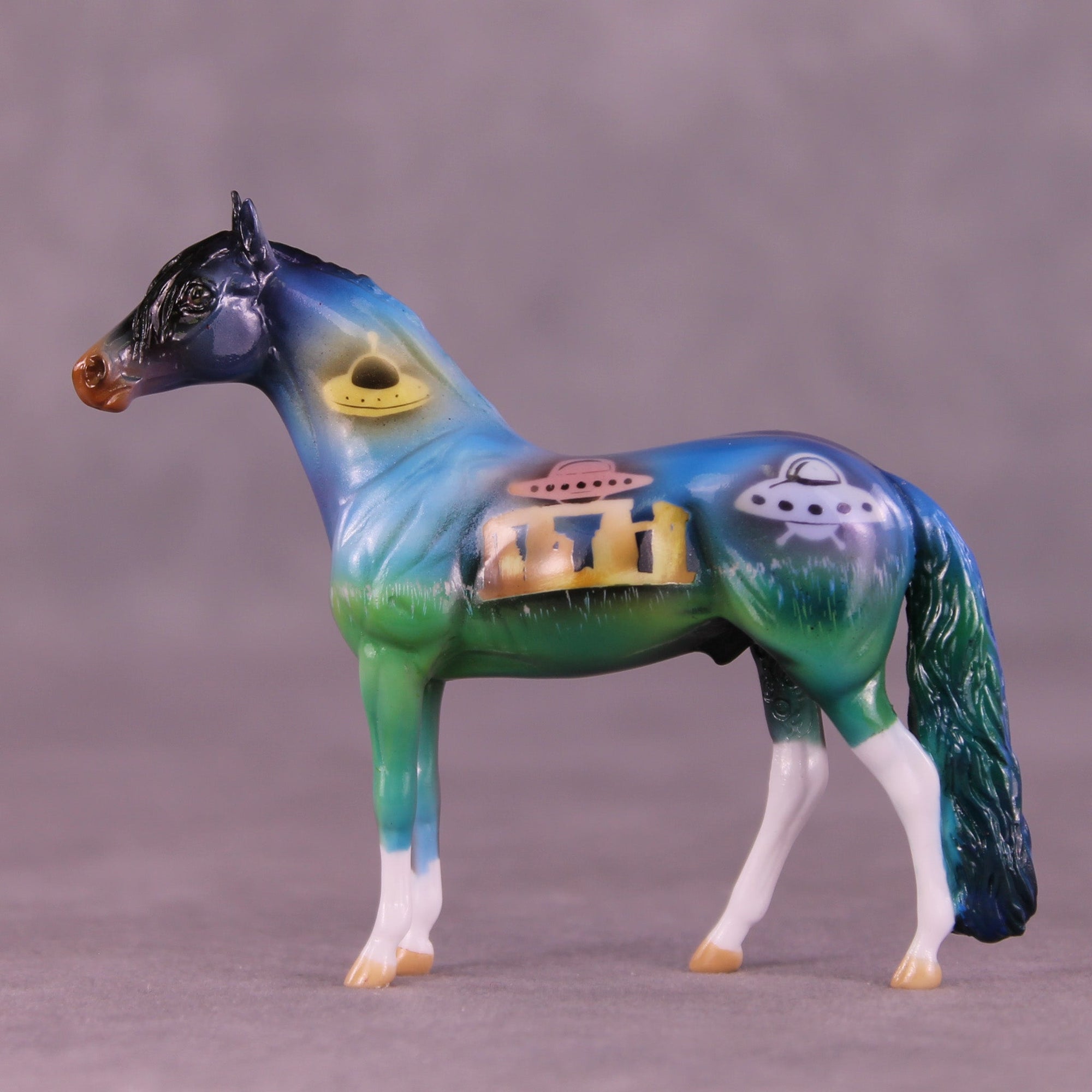 UFO's Parking Lot OOAK Chip Andalusian by Kike (Enrique) Duarte MM25 Group C