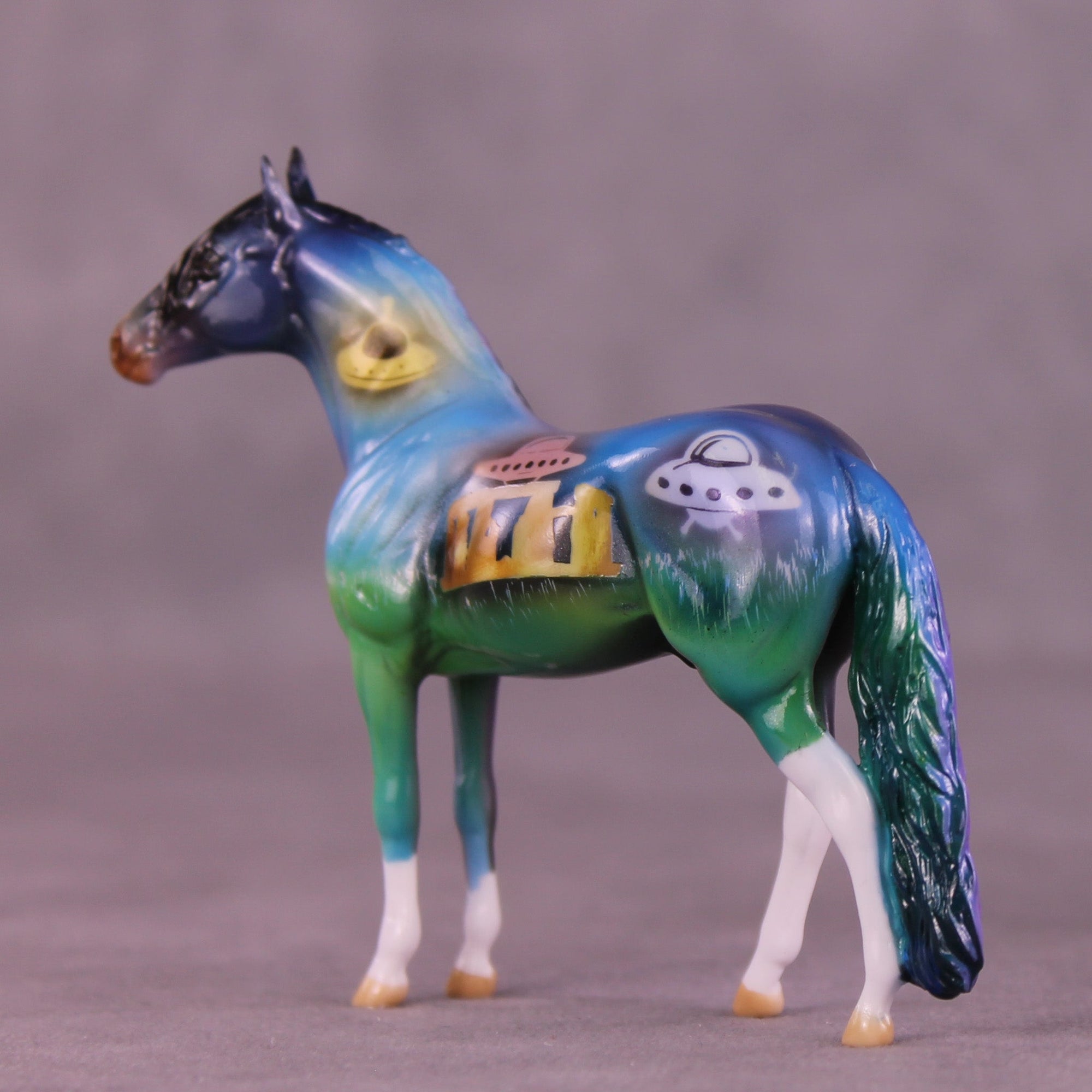 UFO&#39;s Parking Lot OOAK Chip Andalusian by Kike (Enrique) Duarte MM25 Group C