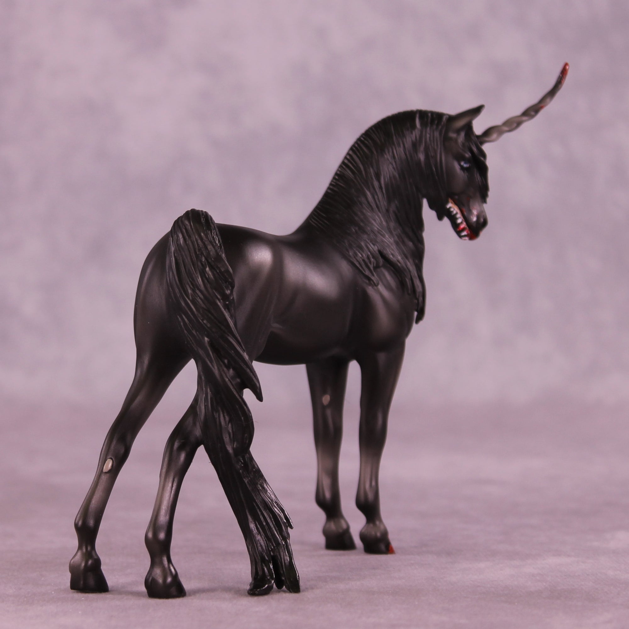 Unicornis OOAK EFCM Pebble Saddlebred by Pernille Forsberg Bøjsen GS1125