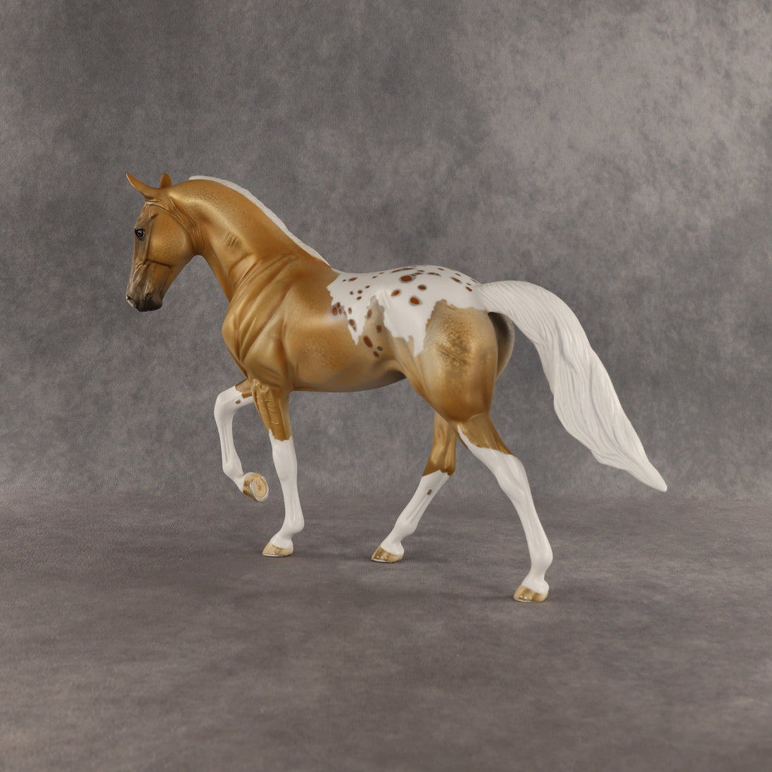 Unintentional Orb OOAK Tennessee Walker by Dawn Quick SHCF26
