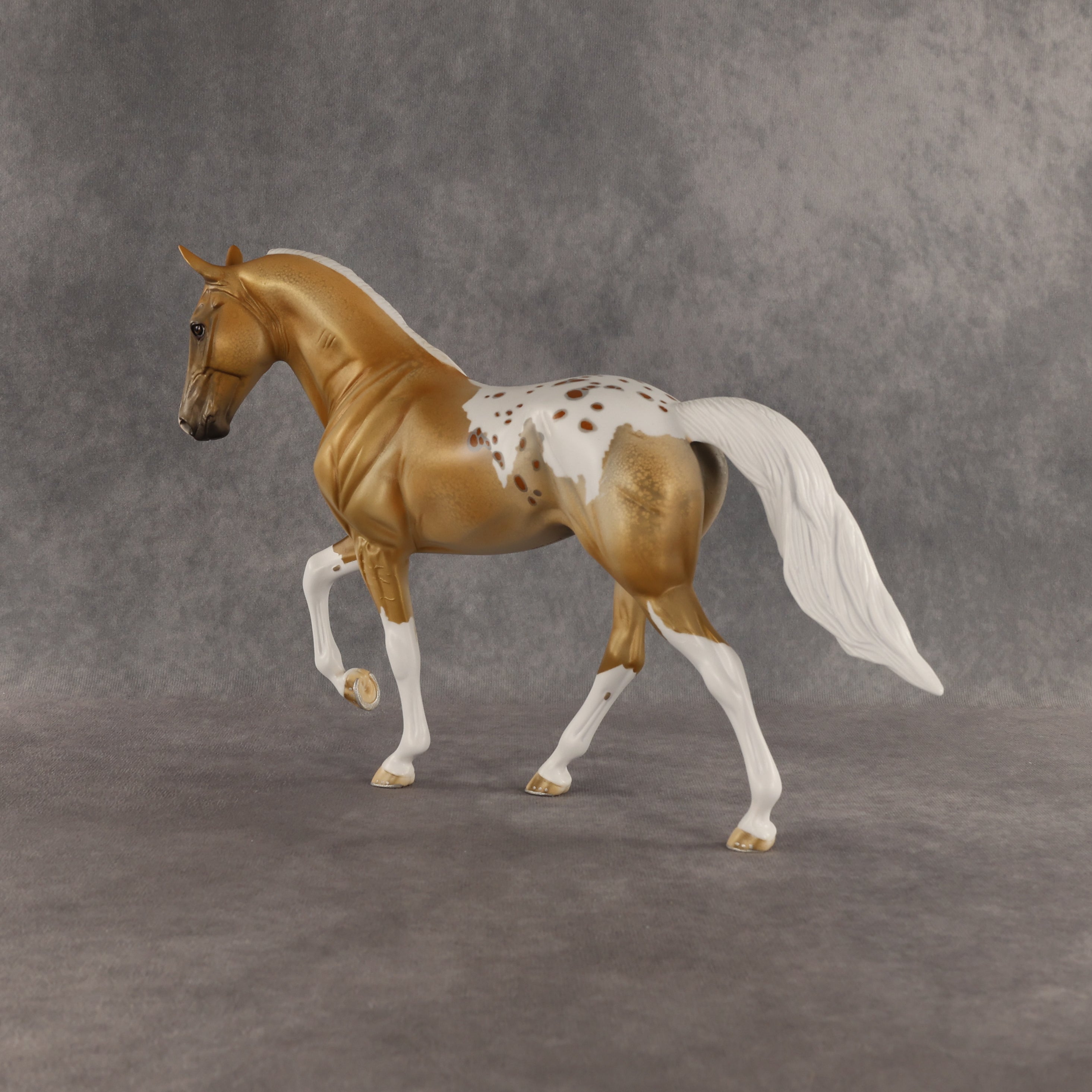 Unintentional Orb OOAK Tennessee Walker by Dawn Quick SHCF26