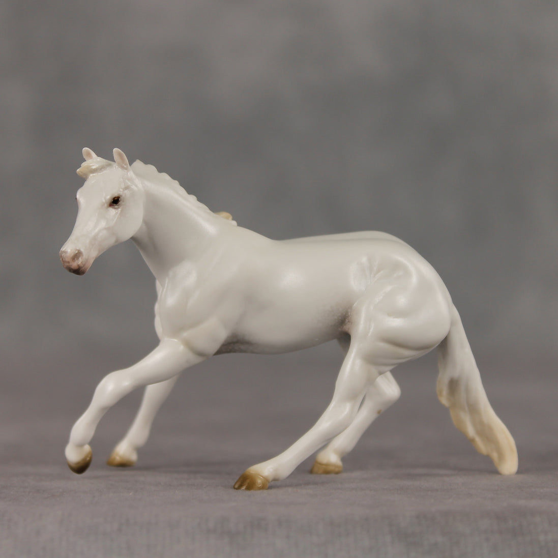 Uncertainty Principle LE-5 Chip Cutting Horse by Ellen Robbins SCD26