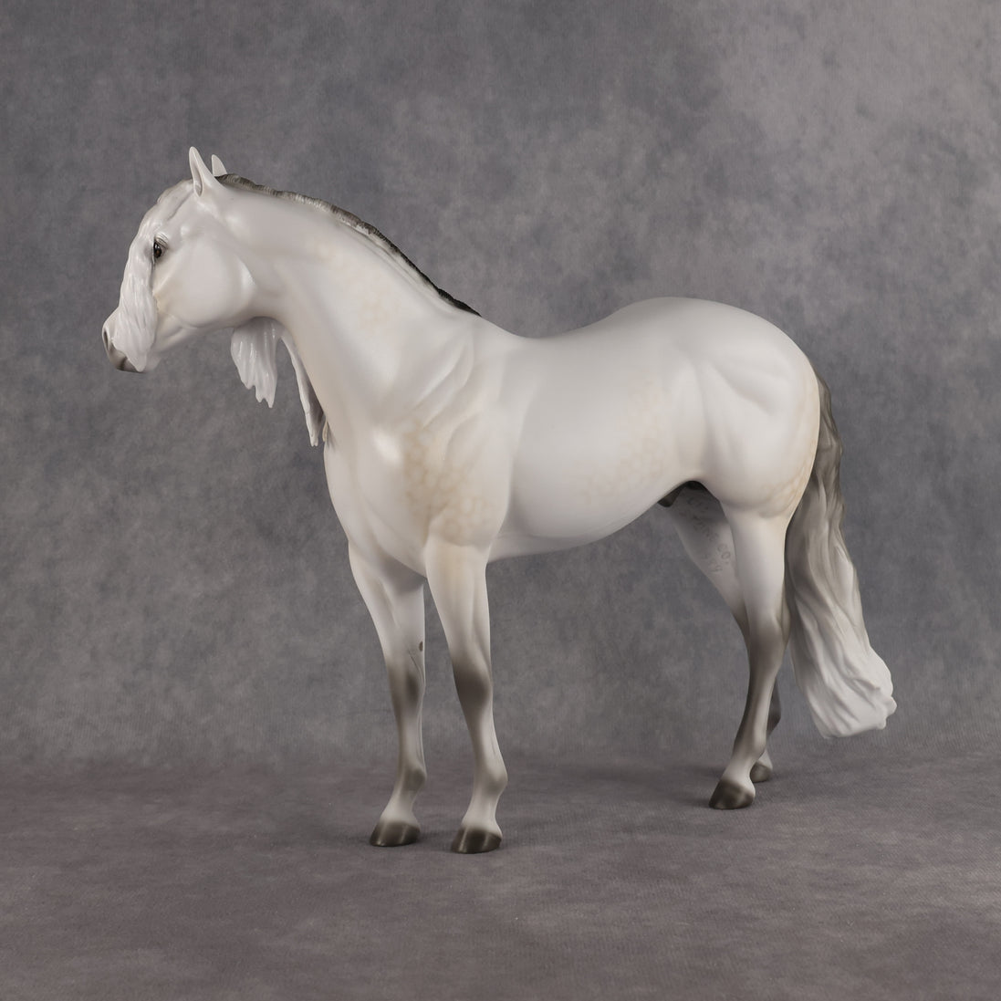 Vanilla OOAK FCM Ideal Stock Horse by Ellen Robbins MM26