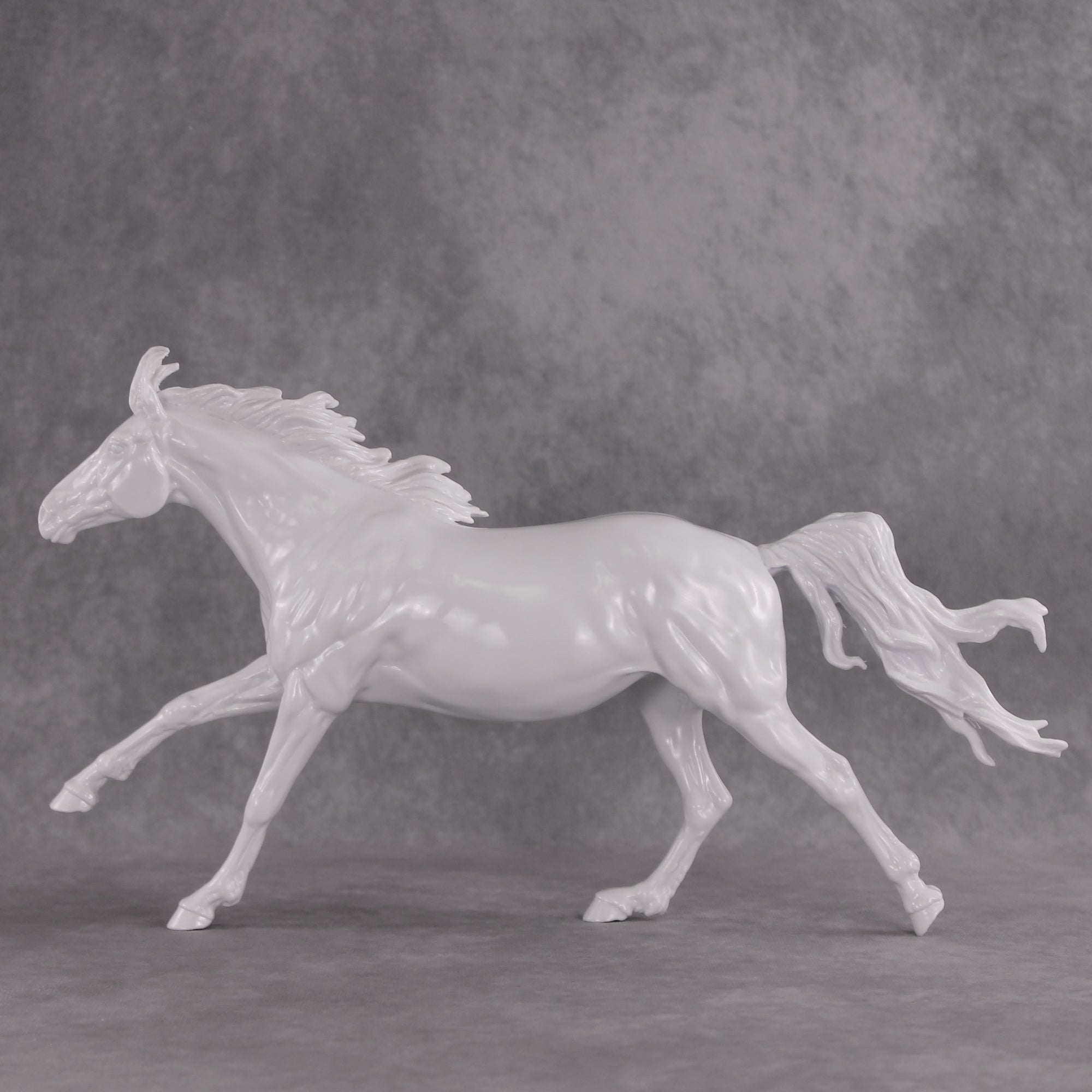 Design-A-Horse NEW FCM Volo March Release DAH26 PM0260