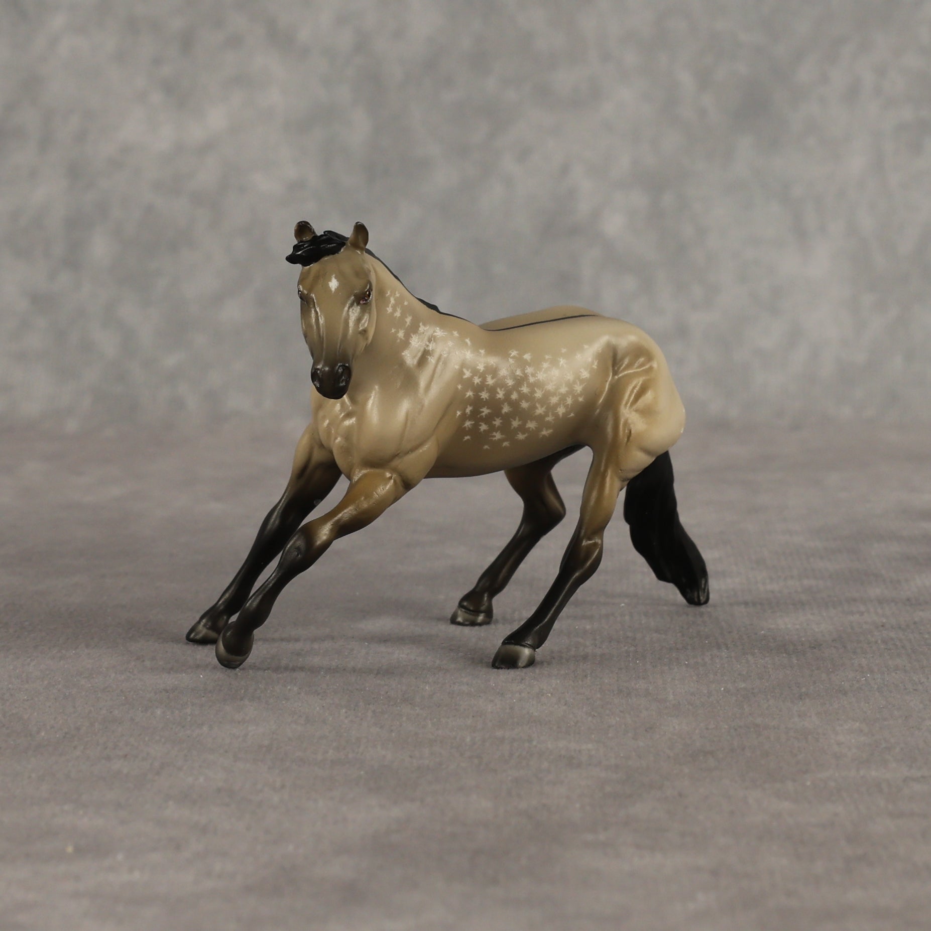 Waffle Cone OOAK Chip Cutting Horse by Madi Wiseman EQ26