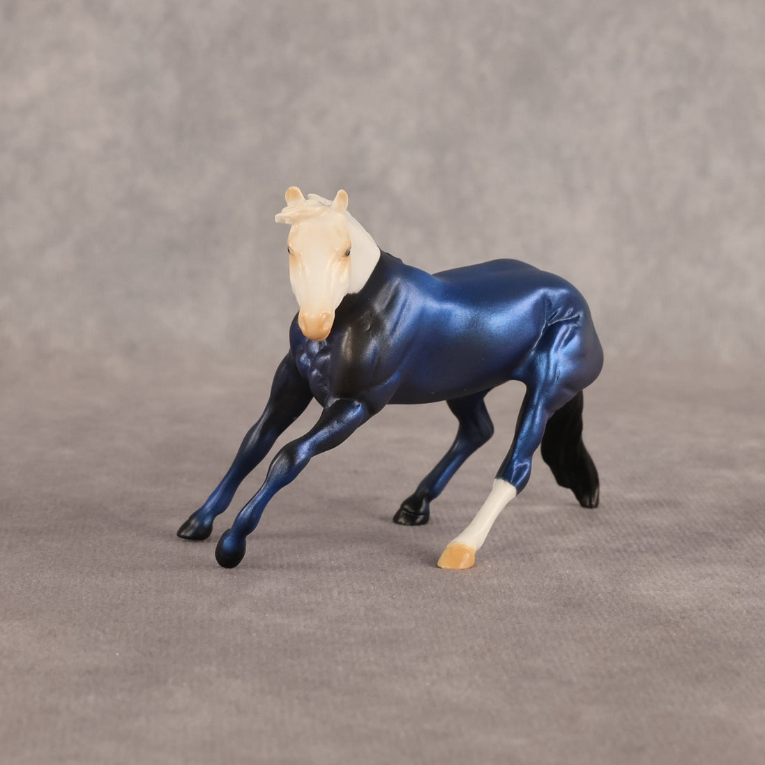 Whispering Space OOAK Chip Cutting Horse by Alex Fortman EQ26