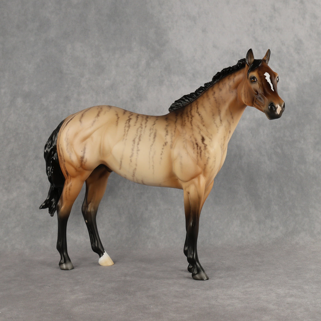 Wild Gossamer LE-15 FCM Ideal Stock Horse by Ellen Robbins YP26