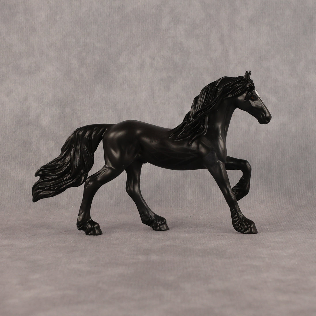 Winnebago OOAK Chip Friesian by Anna Rieck LHS26