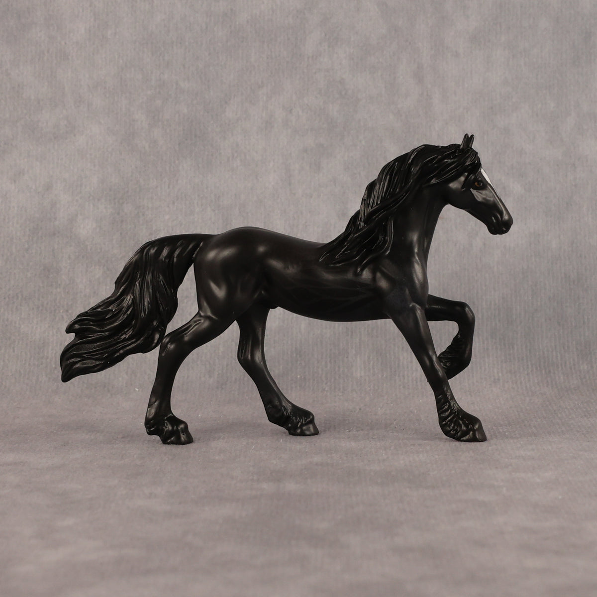 Winnebago OOAK Chip Friesian by Anna Rieck LHS26