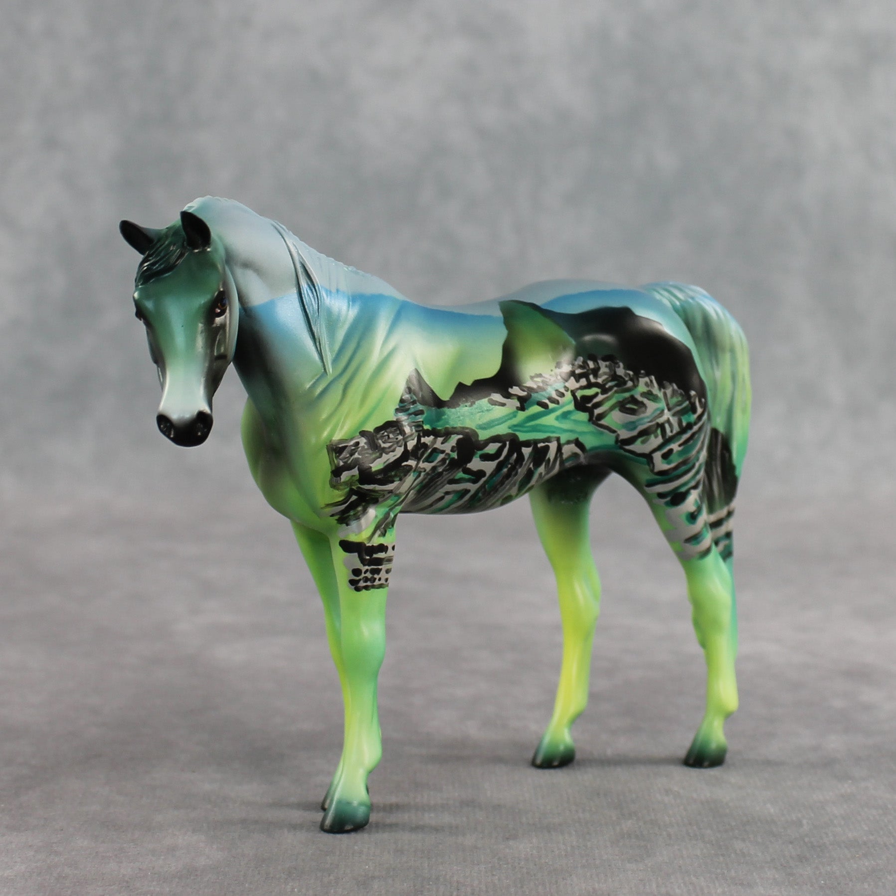 Machu Picchu LE-5 Pebble Arabian by Enrique Duarte WC26