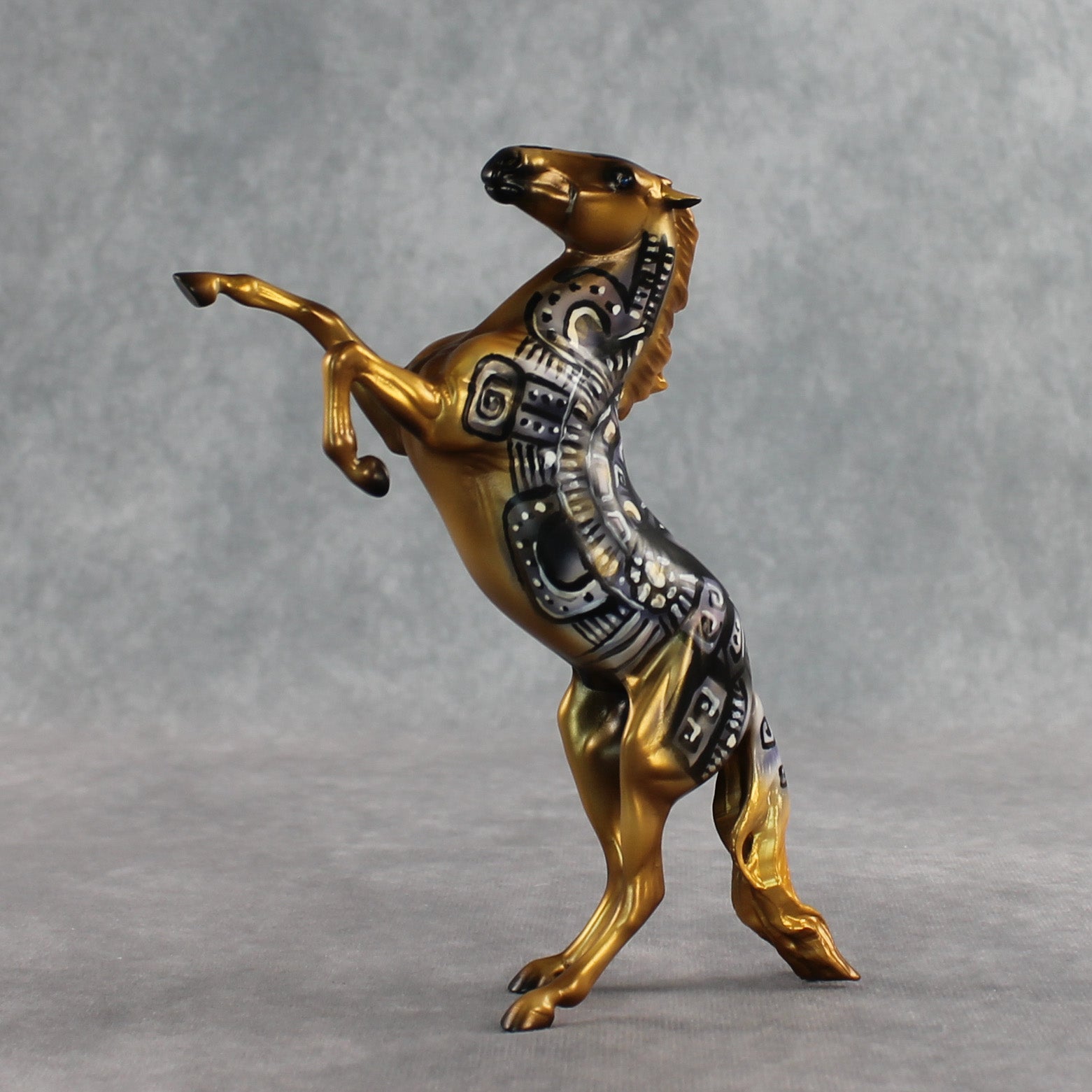 Unu LE-5 Pebble Mustang by Enrique Duarte WC26