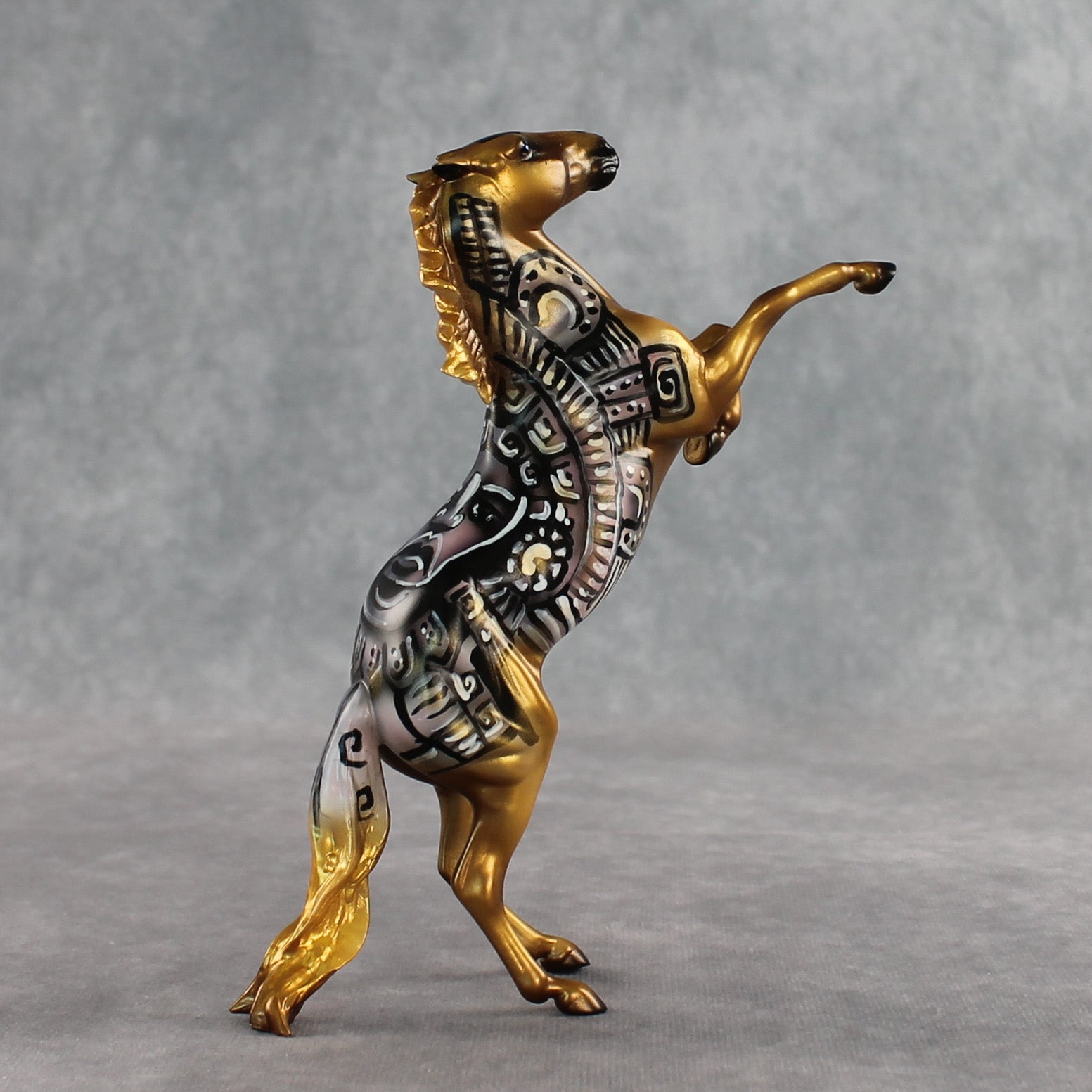 Unu LE-5 Pebble Mustang by Enrique Duarte WC26