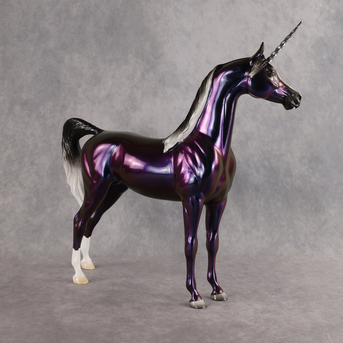 Design-A-Horse Xenochromic SS1026