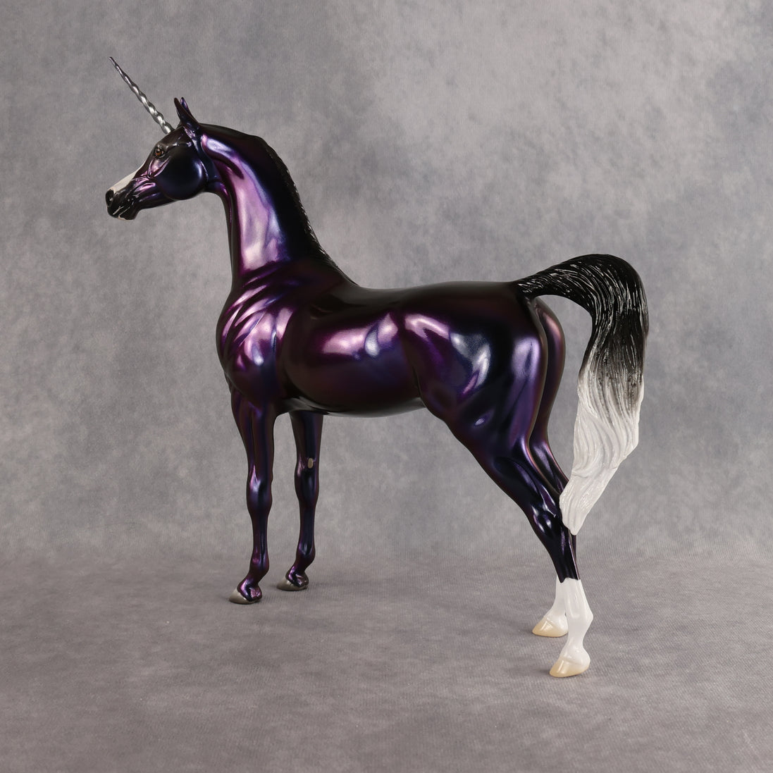 Design-A-Horse Xenochromic SS1026