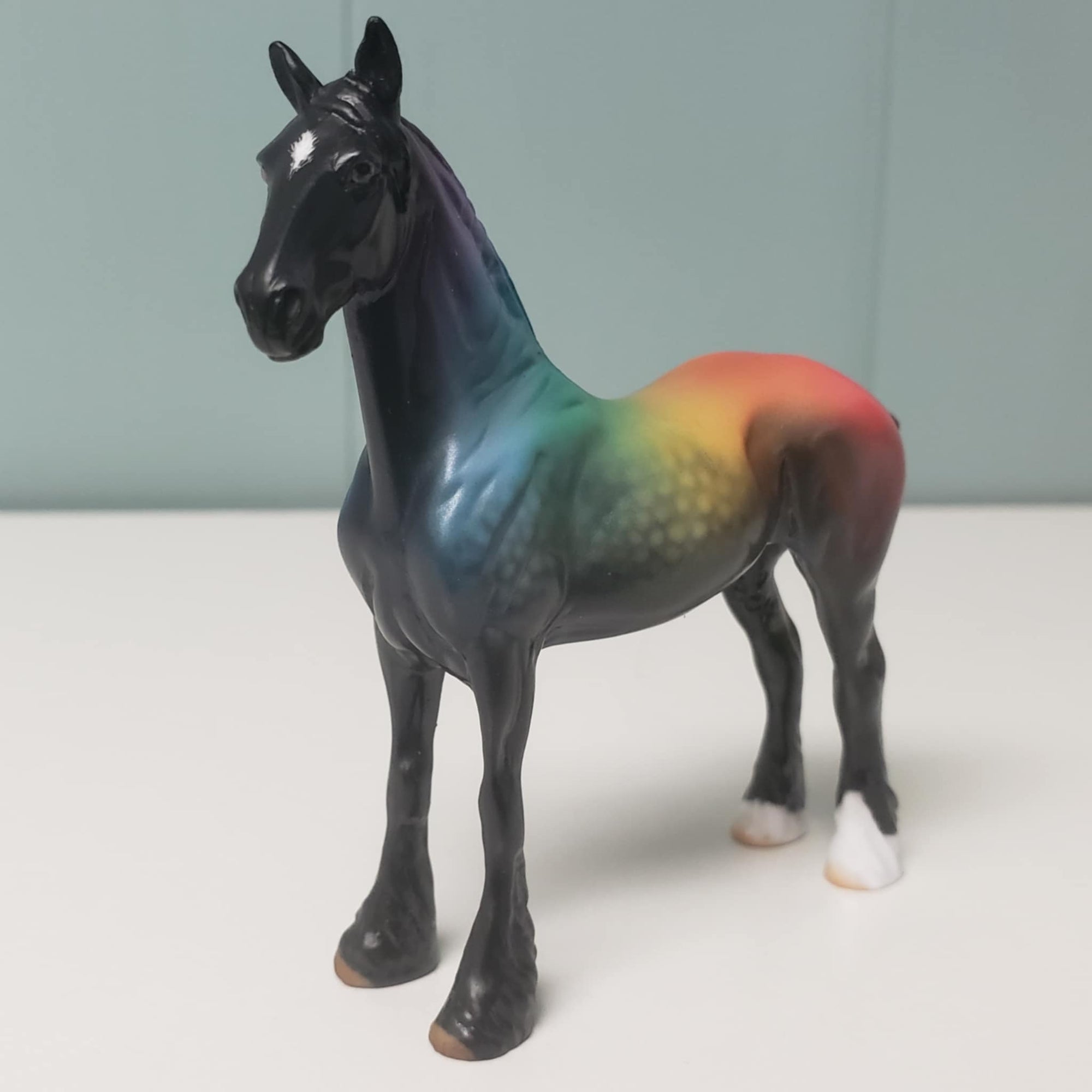 Between Those Ears Run LE-10 Rainbow to Monochrome Deco Series Various Chips By Jess Hamill EQ24 Based on AotH Entry From Morgan Hoffman