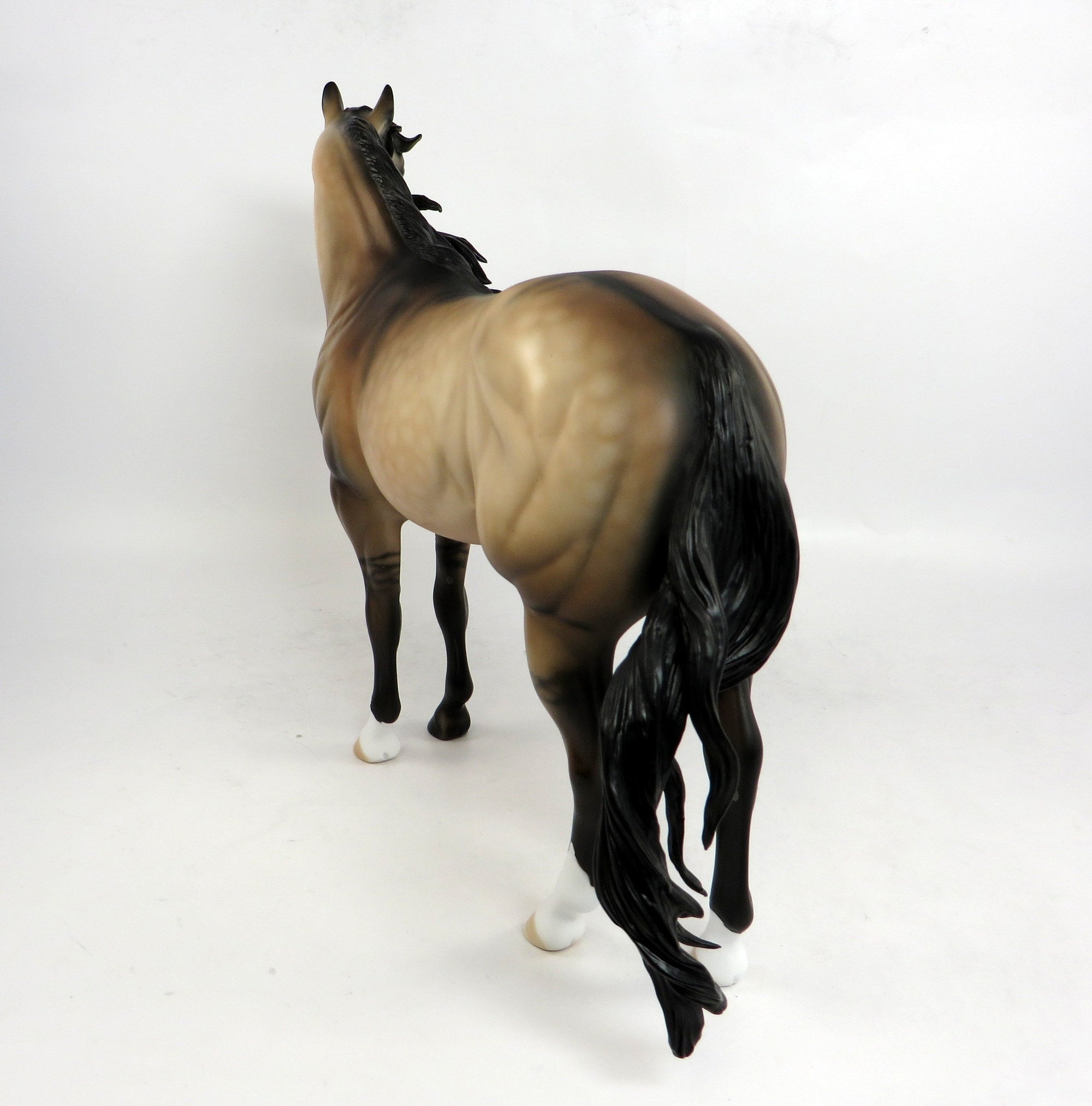 MODEL HORSE