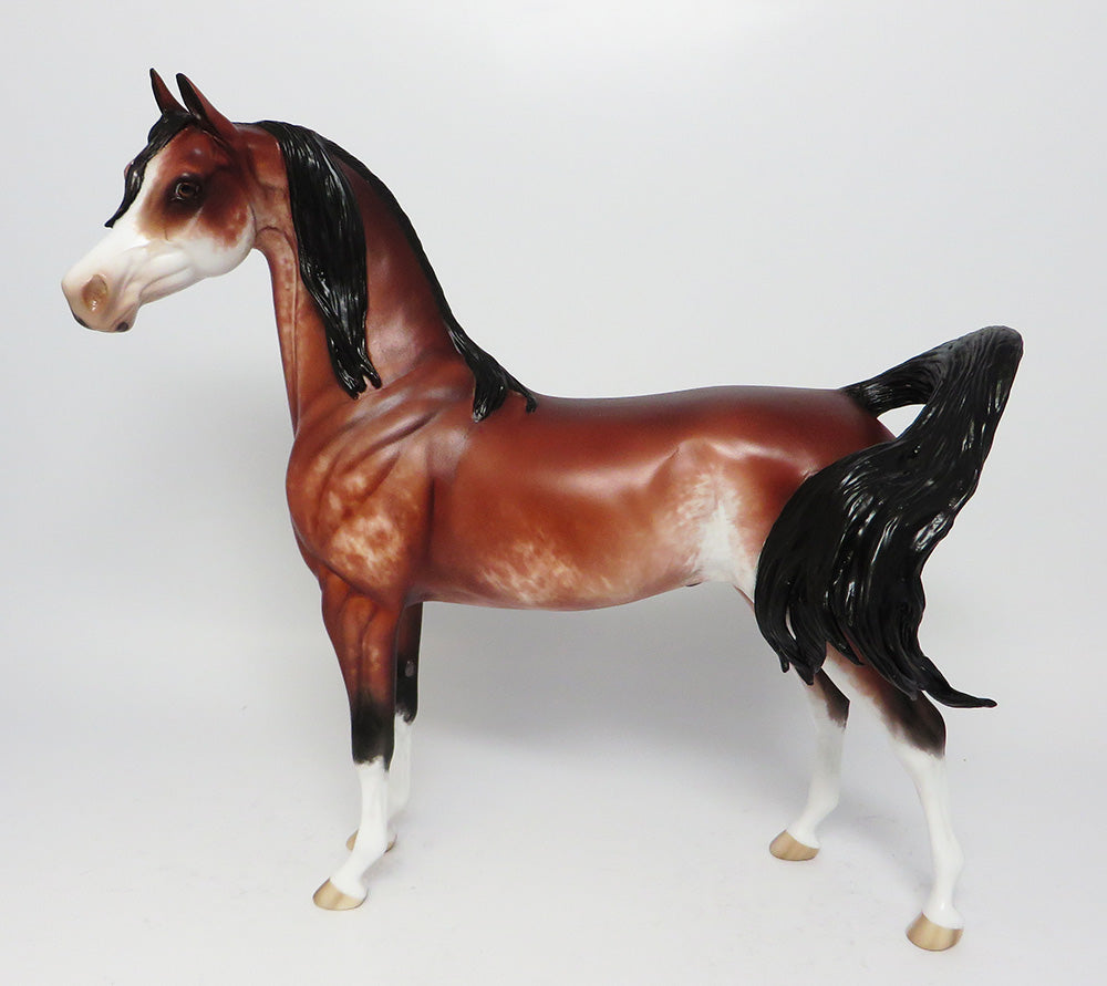 AMERICAN ICON~OOAK BAY SABINO ARABIAN MODEL HORSE BY SHERYL LEISURE EQ 2017