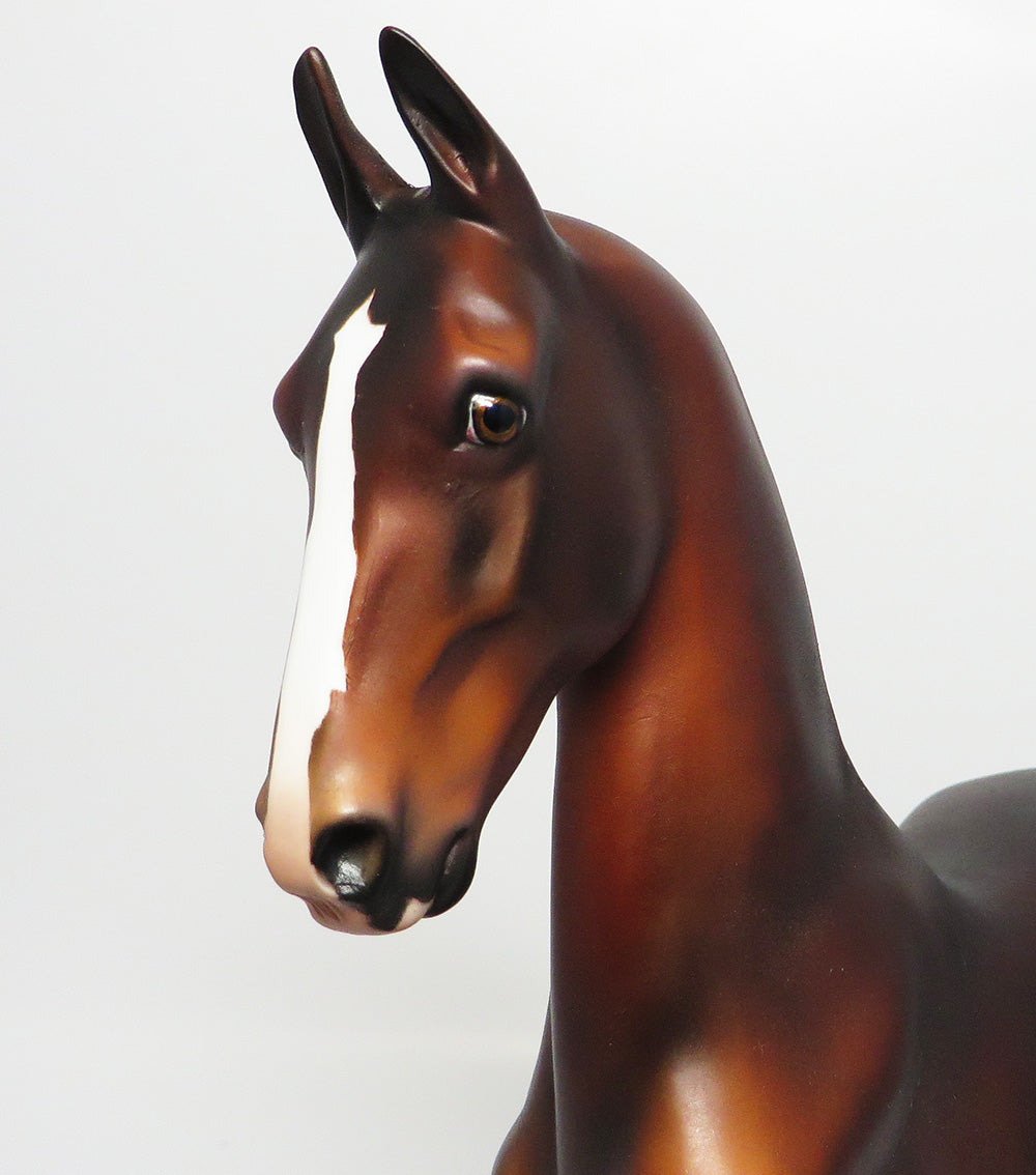 AMERICAN PRIDE-OOAK LIVER CHESTNUT SADDLEBRED MODEL HORSE BY JULIE KEIM EQ 2017