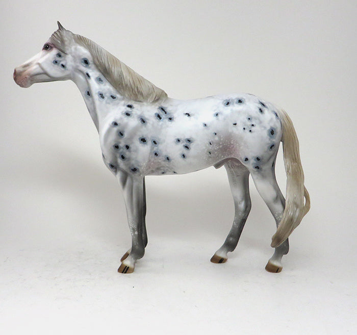 APPALOOSA MODEL HORSE