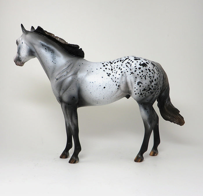 ISH MODEL HORSE
