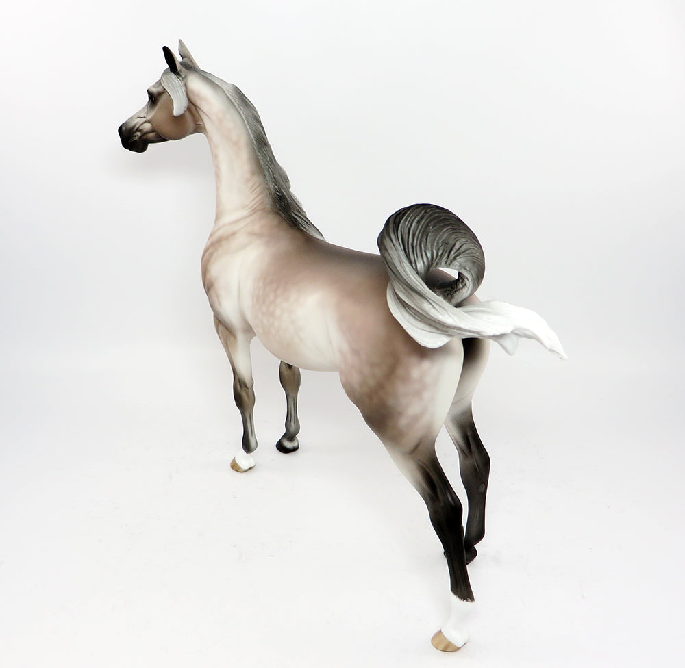 EWAN-OOAK DAPPLE ROSE GREY ARABIAN MODEL HORSE BY SHERYL LEISURE 3/9