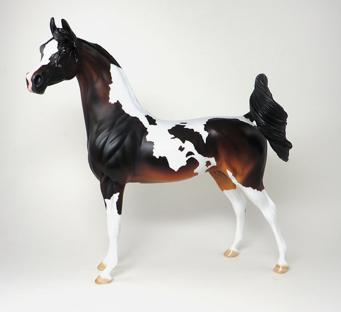 ARABIAN MODEL HORSE